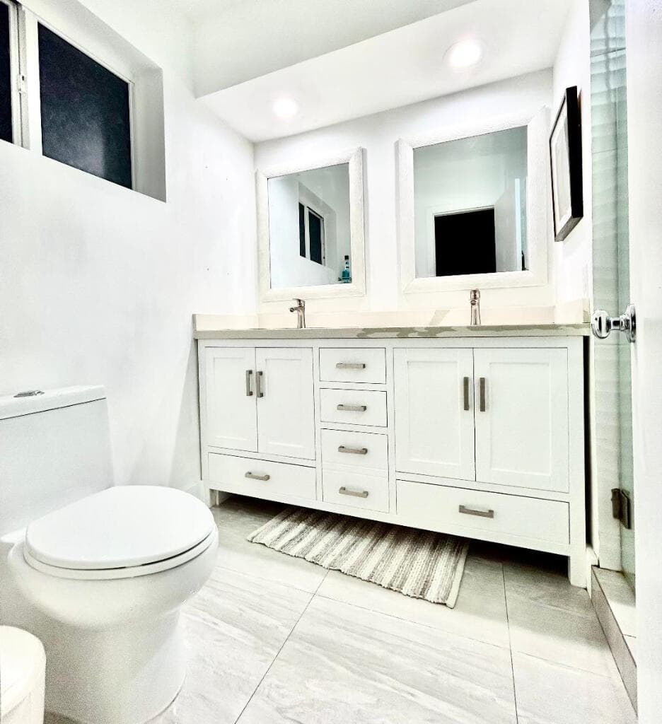 20515 Highland Lakes Boulevard, Miami, FL 33179 — photo 11 of 26