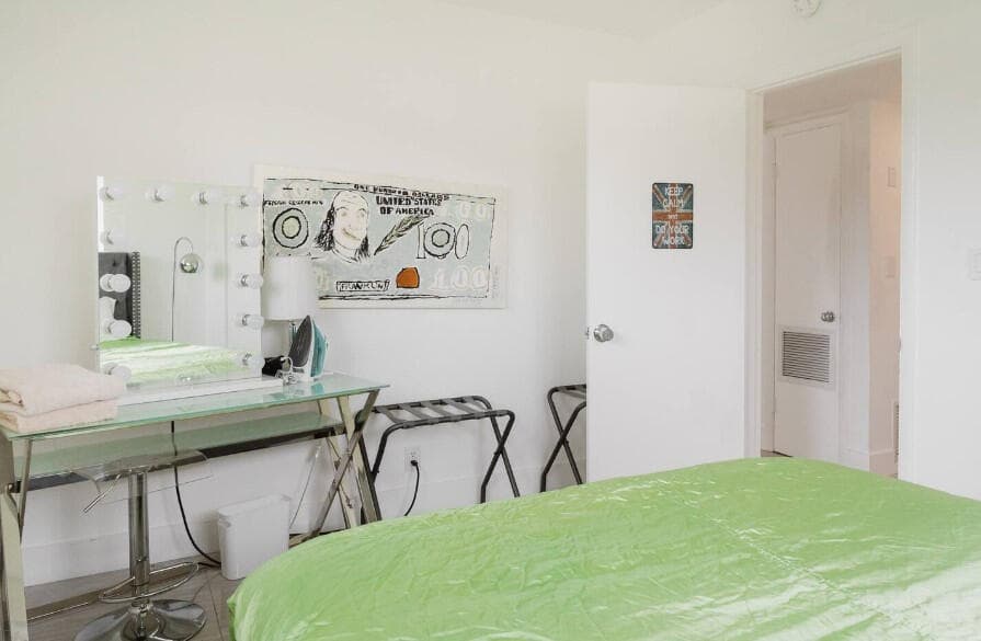 20515 Highland Lakes Boulevard, Miami, FL 33179 — photo 14 of 26