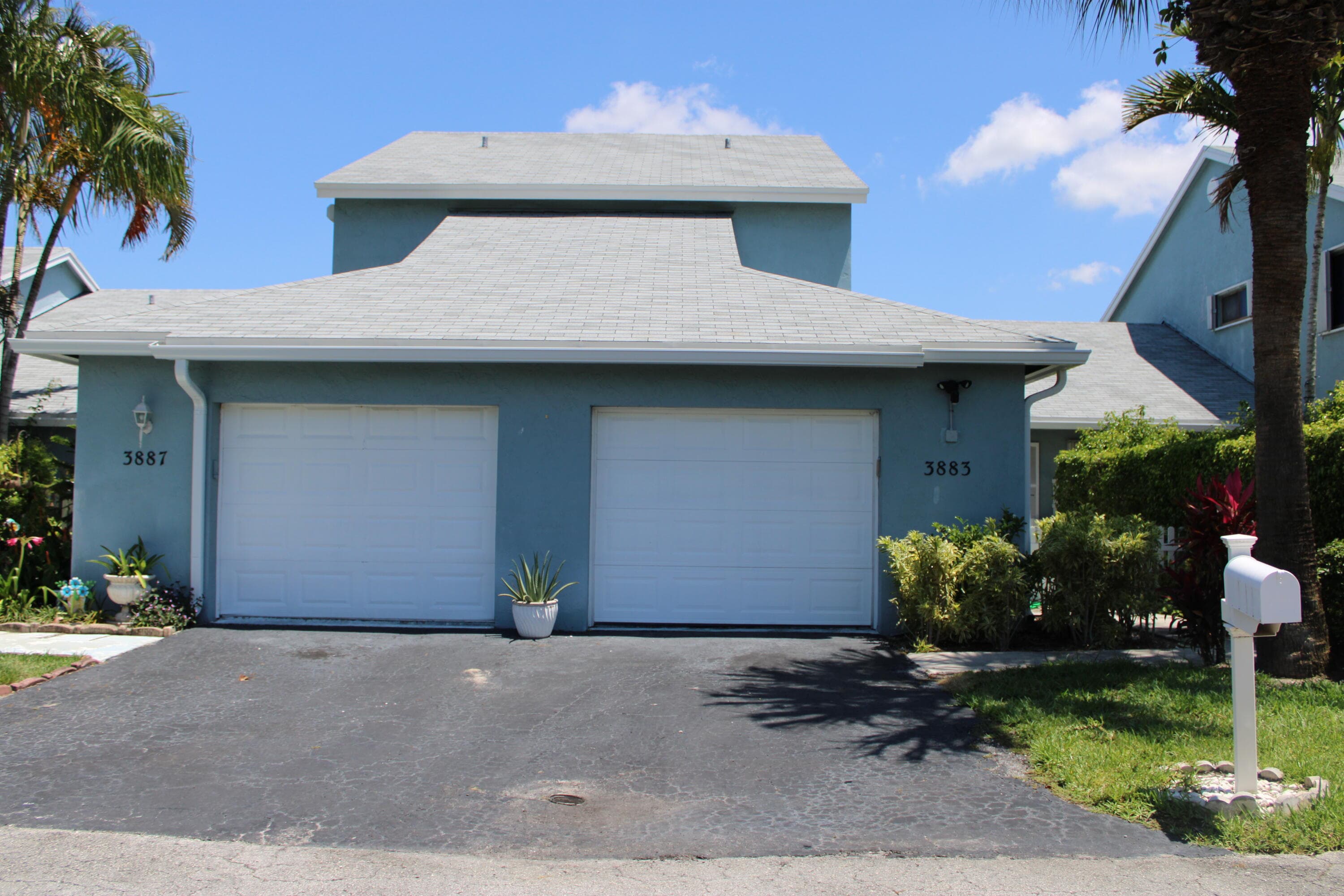 3883 Island Club Circle W, Seminole Manor, FL 33462 — photo 3 of 15