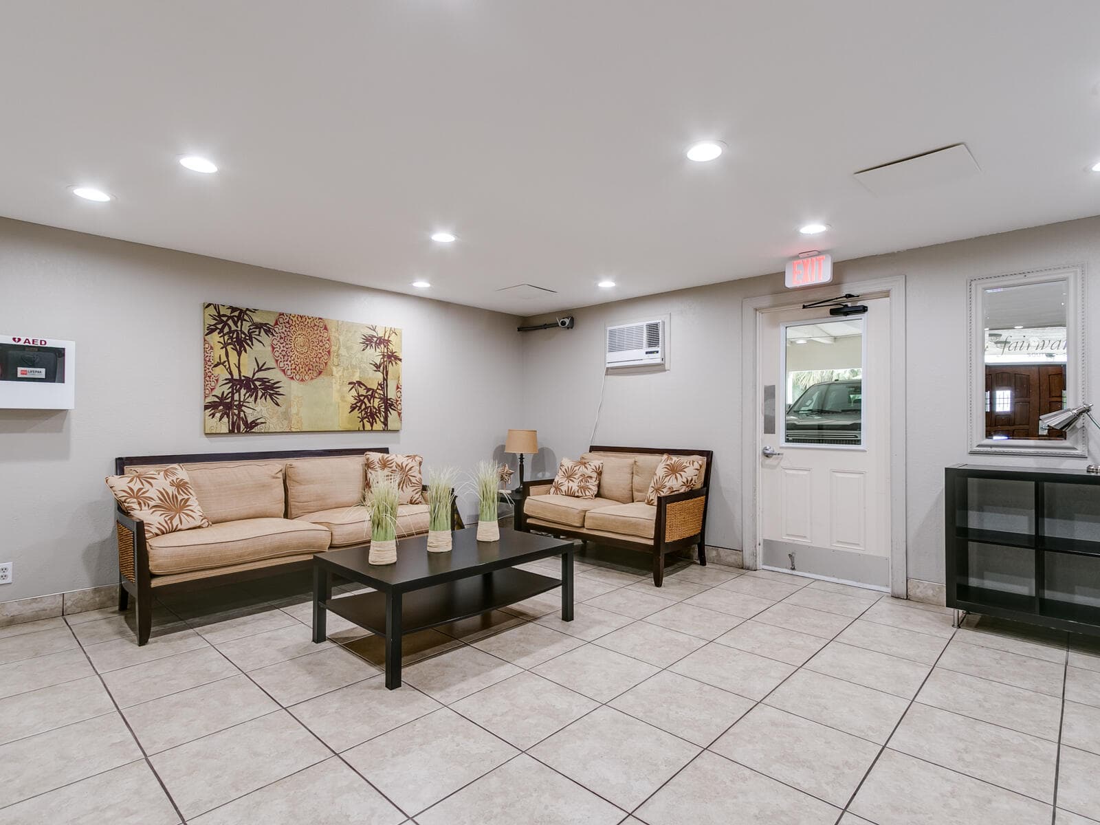 300 NE 14th Avenue 411, Hallandale Beach, FL 33009 — photo 43 of 45