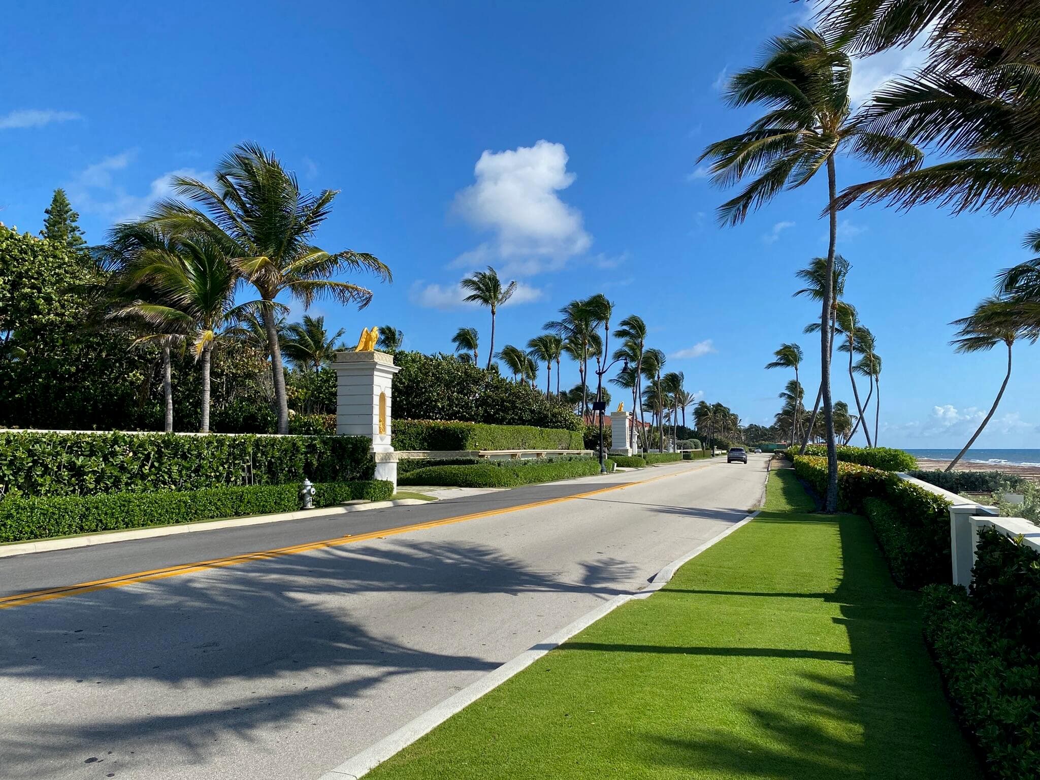 109 Via Vizcaya, Palm Beach, FL 33480 — photo 5 of 11