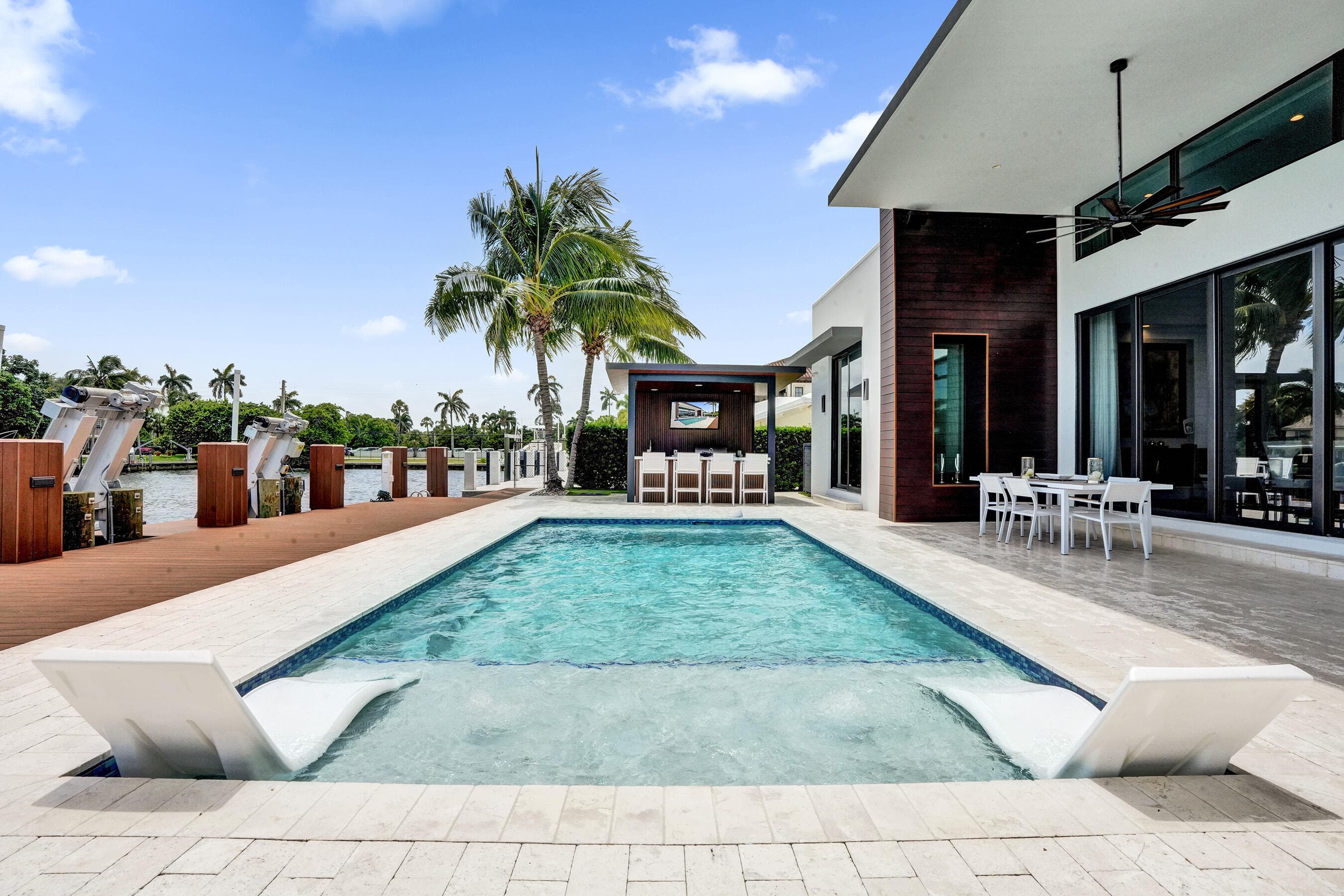 2816 NE 38th Street, Fort Lauderdale, FL 33308 — photo 37 of 97