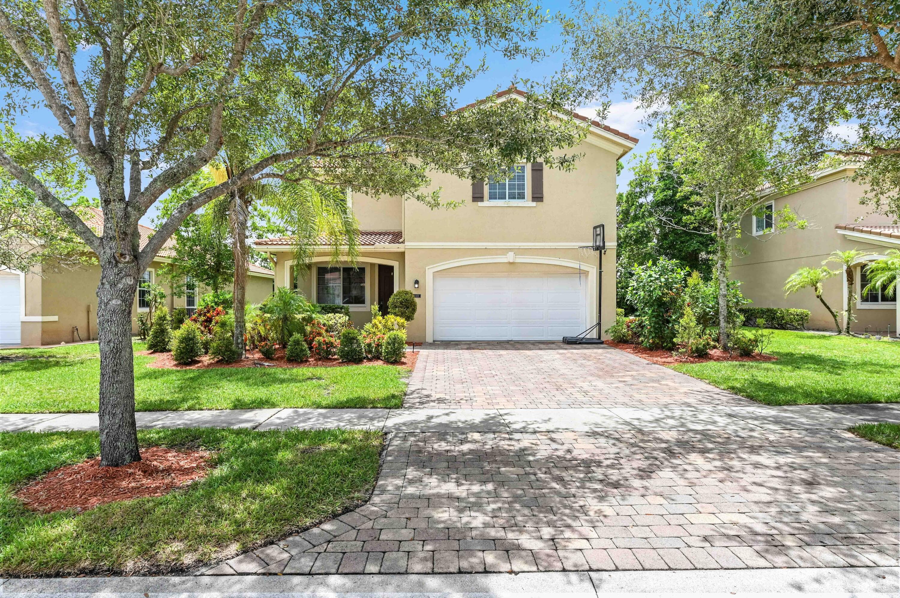 6819 Osage Circle, West Palm Beach, FL 33413 — photo 1 of 34