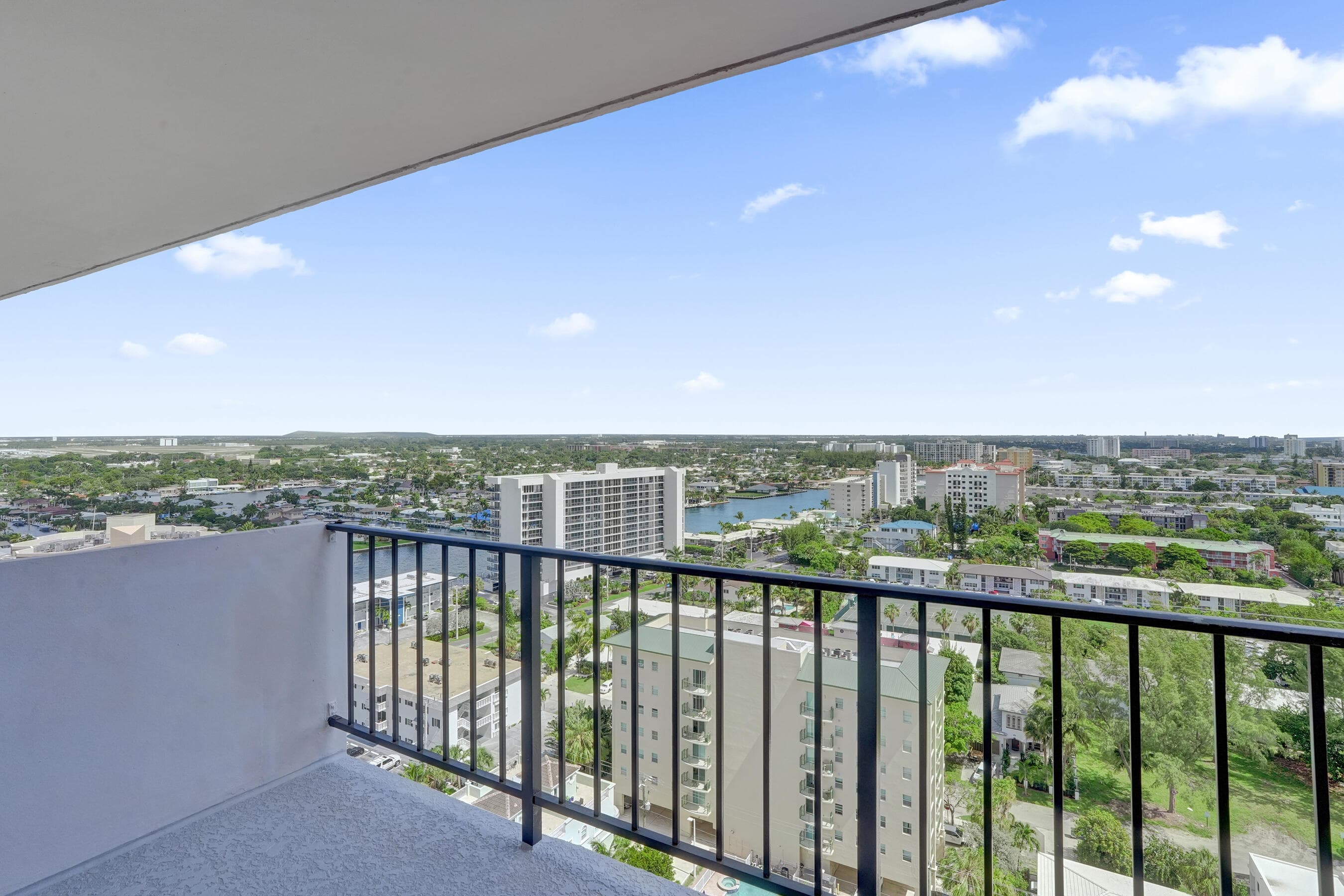 405 N Ocean Boulevard 1929, Pompano Beach, FL 33062 — photo 3 of 46
