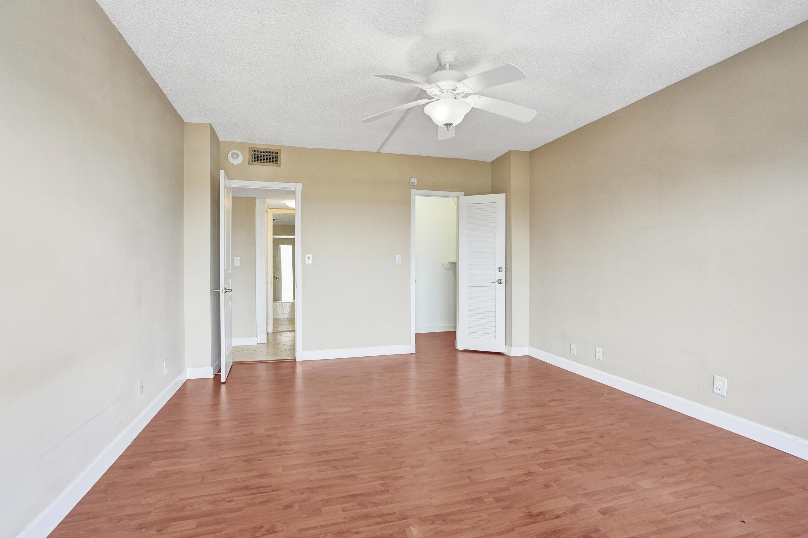 405 N Ocean Boulevard 1929, Pompano Beach, FL 33062 — photo 12 of 46