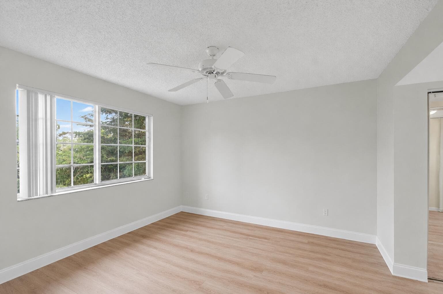 600 Crestwood Court N 607, Royal Palm Beach, FL 33411 — photo 7 of 18