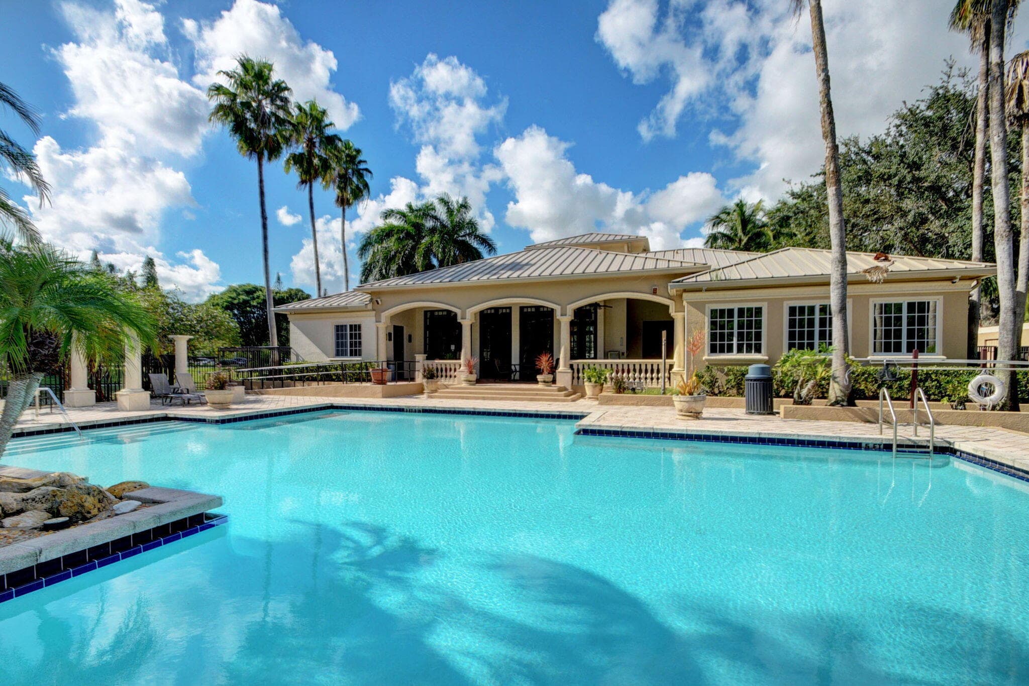 600 Crestwood Court N 607, Royal Palm Beach, FL 33411 — photo 17 of 18