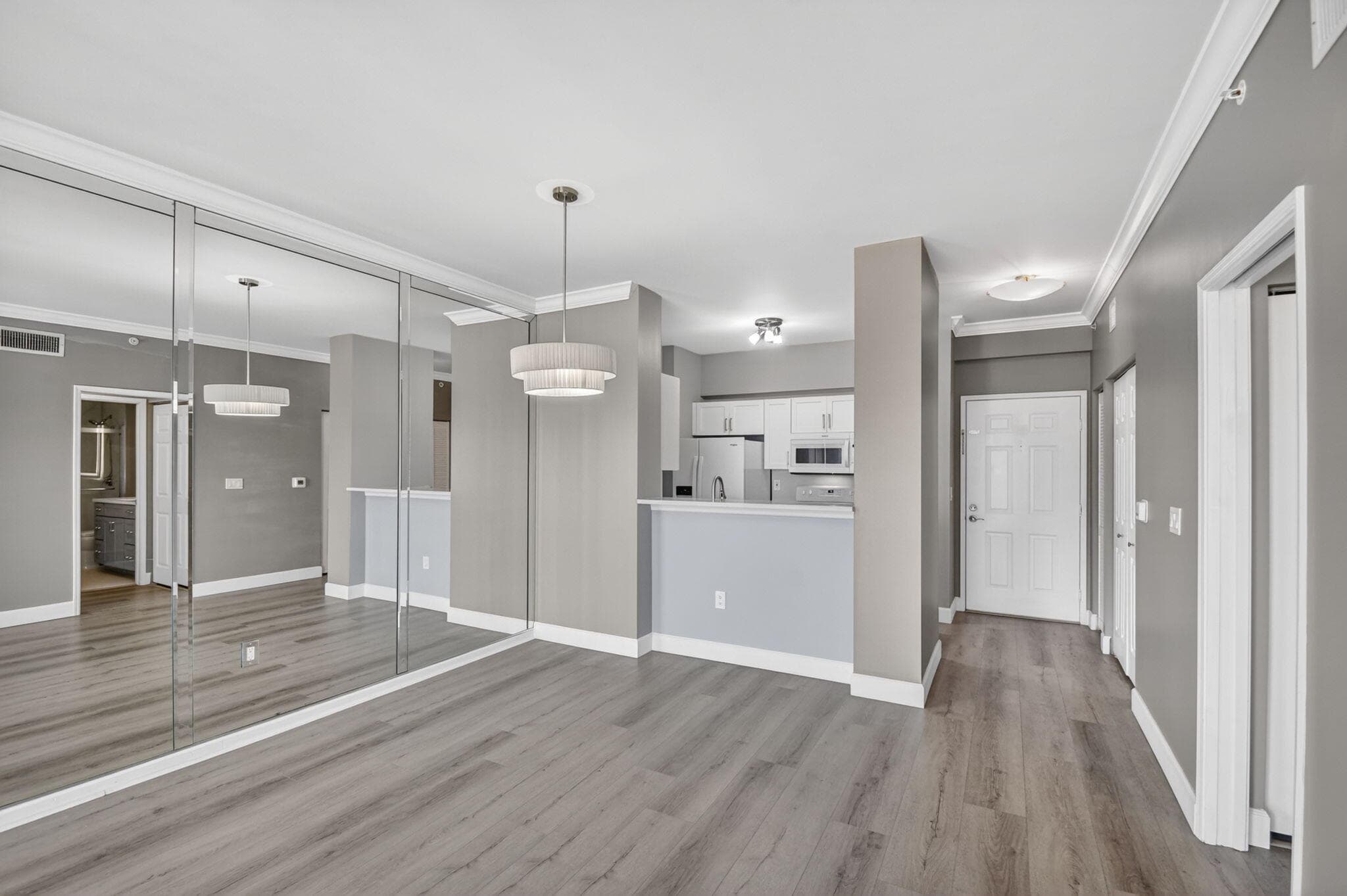651 Okeechobee Boulevard 1008, West Palm Beach, FL 33401 — photo 4 of 57