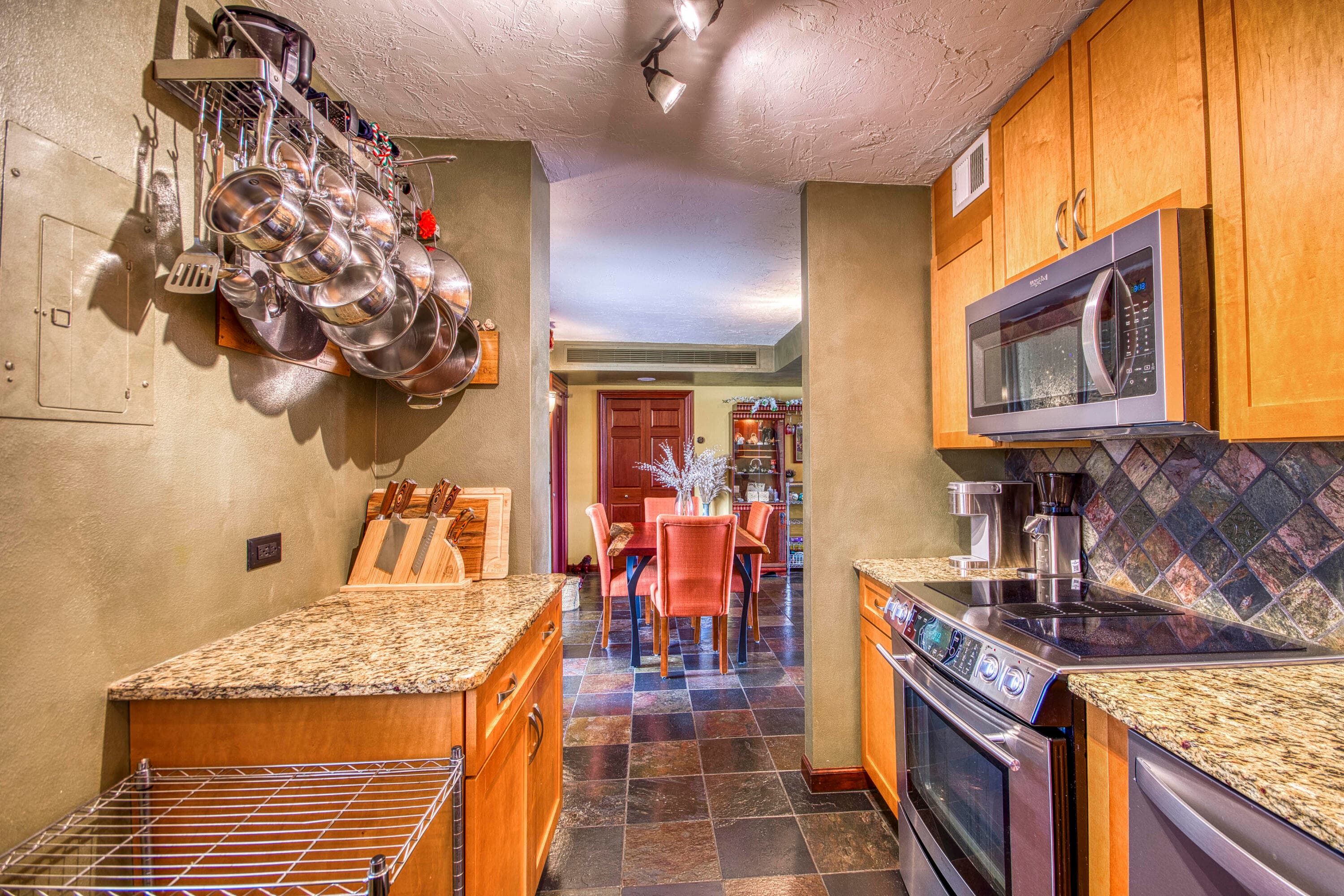 136 Lakeshore Drive 211, North Palm Beach, FL 33408 — photo 16 of 35