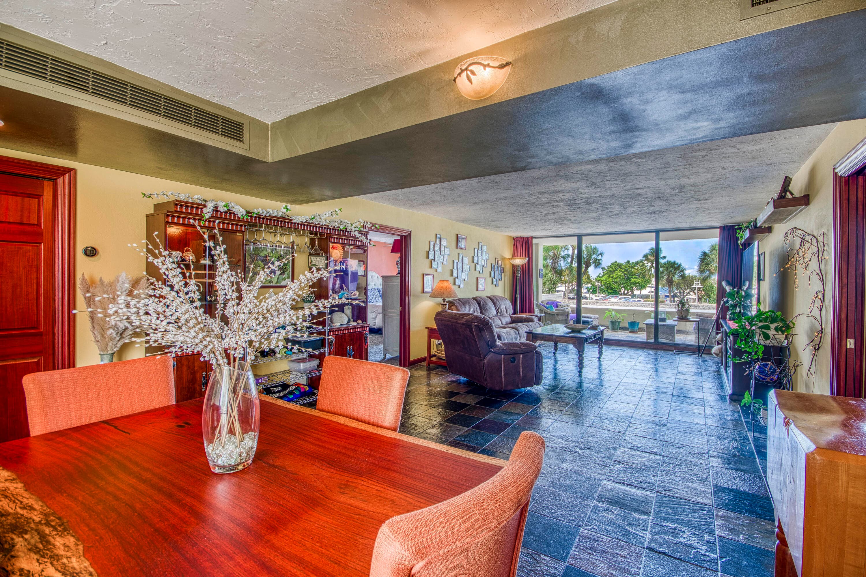 136 Lakeshore Drive 211, North Palm Beach, FL 33408 — photo 8 of 35