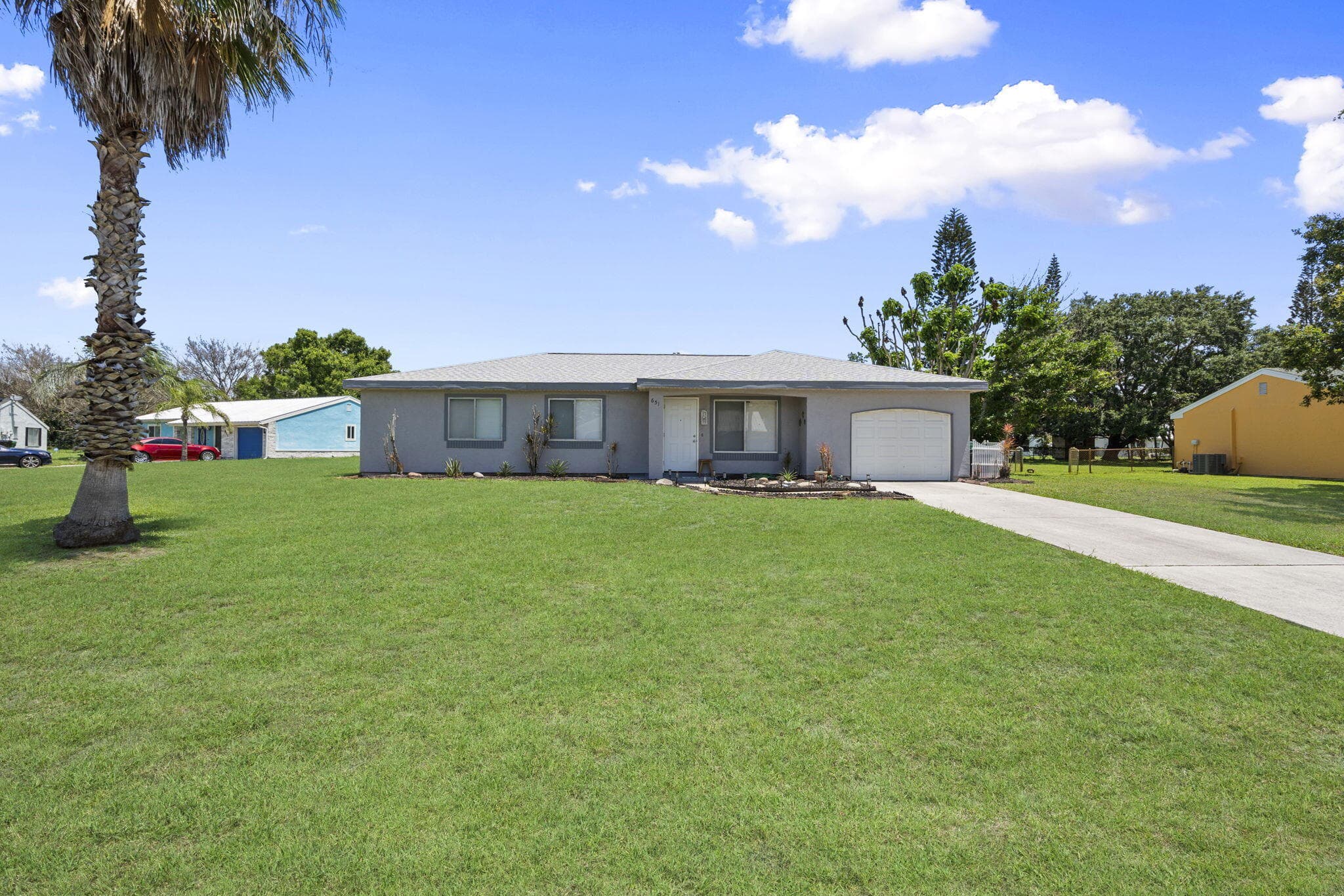 651 SW Old Briar Avenue, Port St. Lucie, FL 34953 — photo 4 of 33