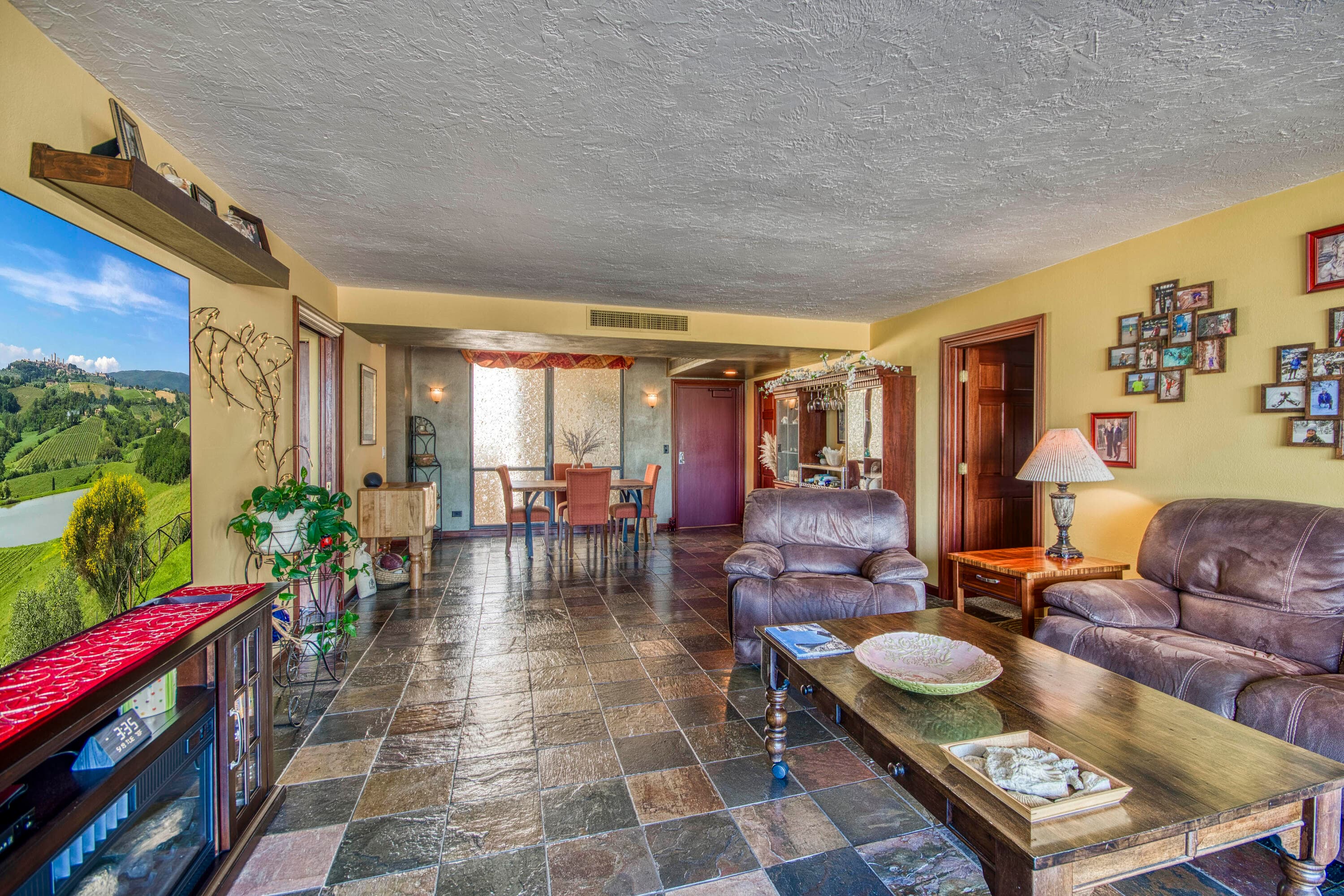 136 Lakeshore Drive 211, North Palm Beach, FL 33408 — photo 11 of 35