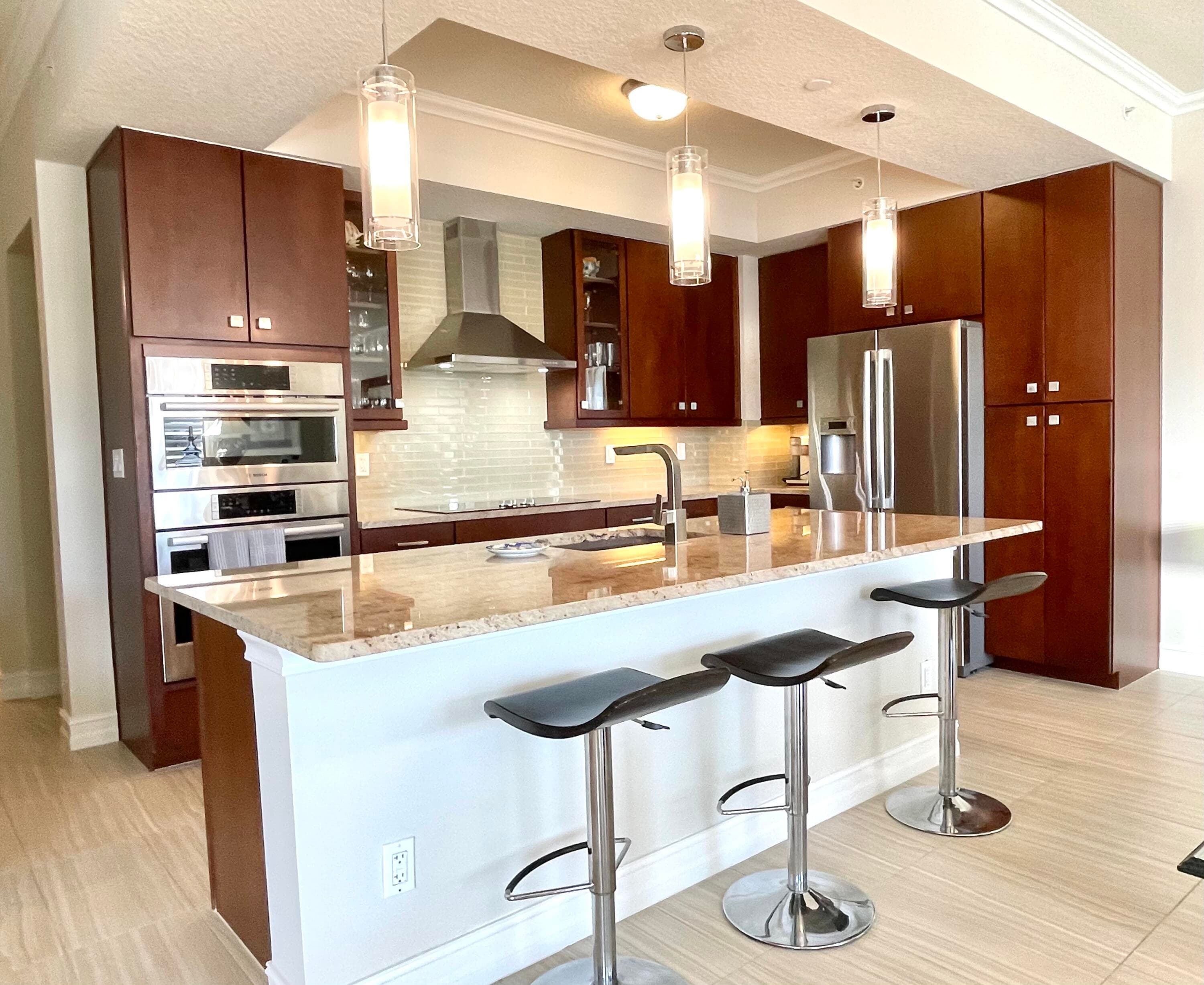 431 Bay Colony Drive N, Juno Beach, FL 33408 — photo 4 of 38