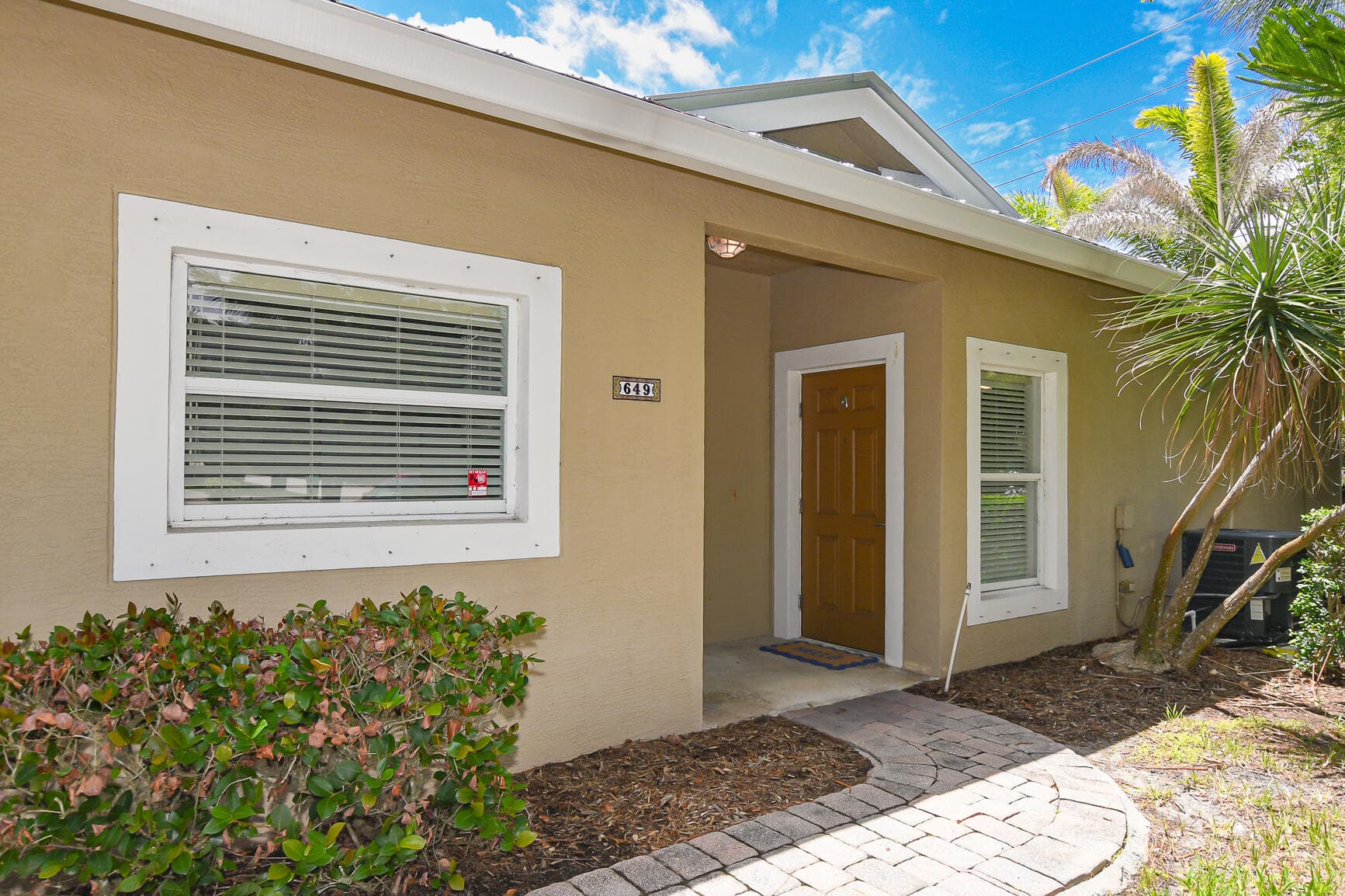 649 NE Bent Paddle Lane, Port St. Lucie, FL 34983 — photo 5 of 50