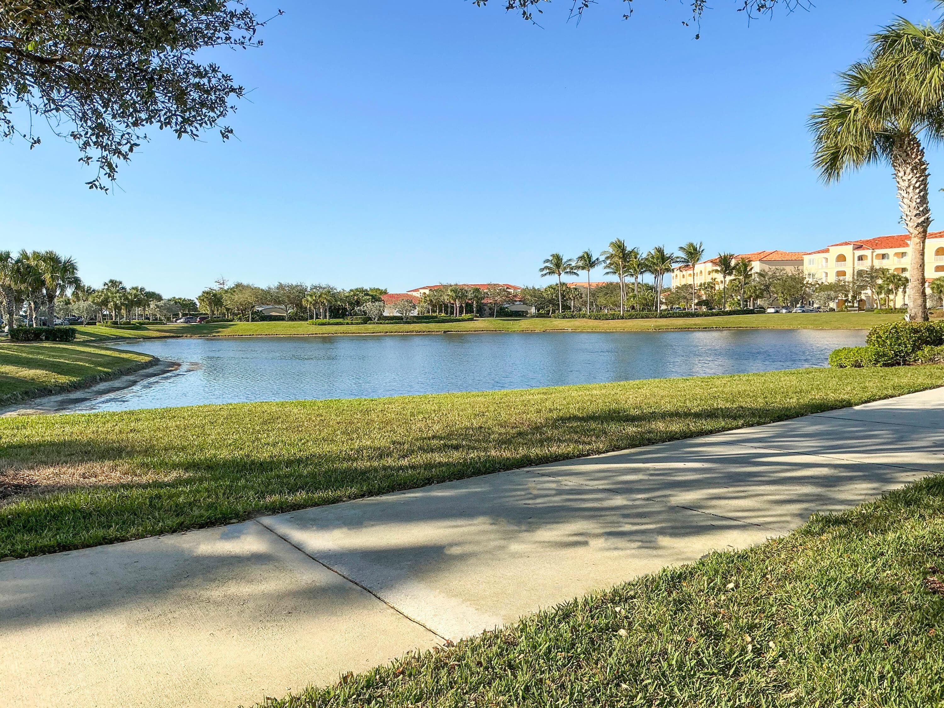 25 Harbour Isle Dr W 205, Fort Pierce, FL 34949 — photo 35 of 36