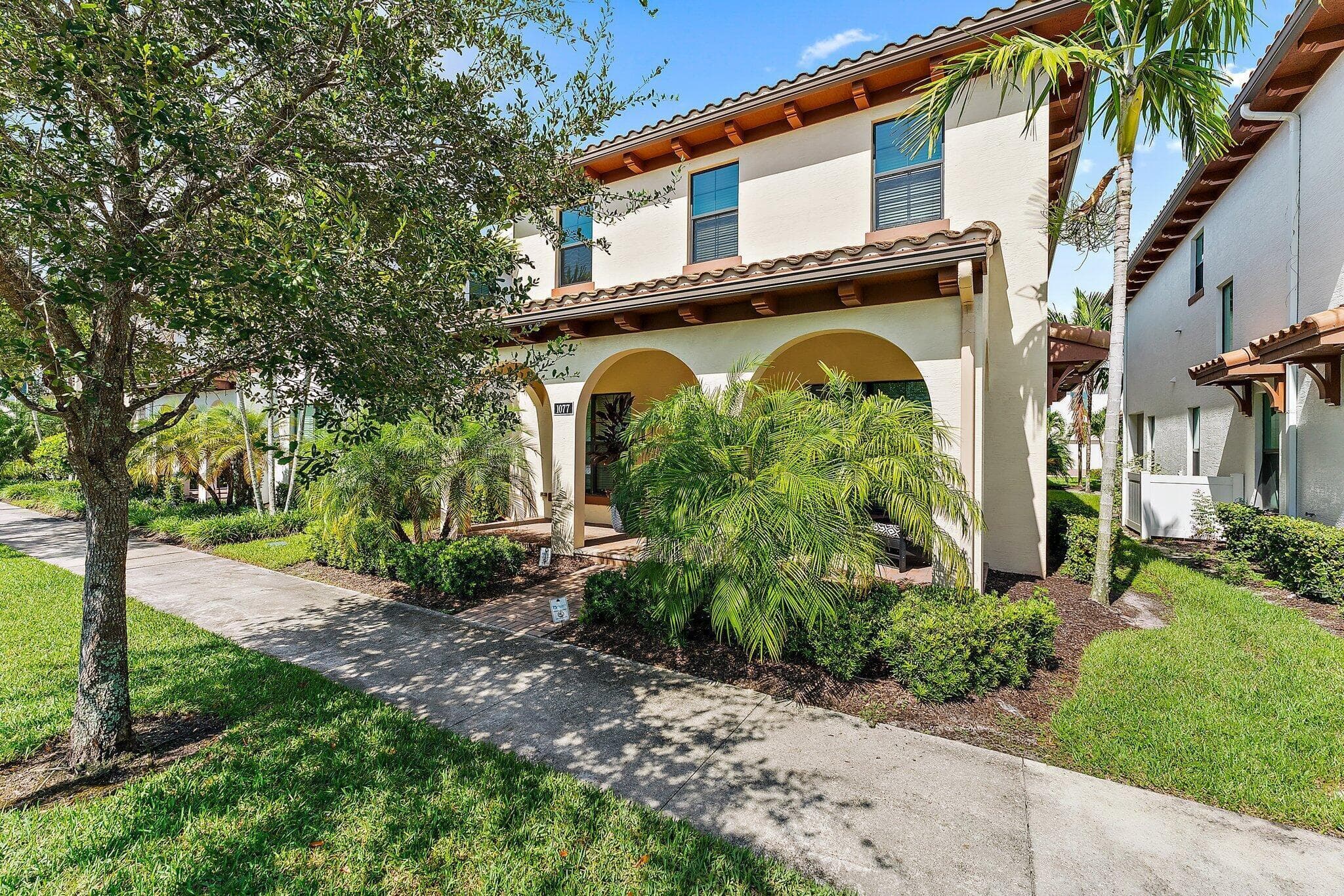 1077 Faulkner Terrace, Palm Beach Gardens, FL 33418 — photo 3 of 67