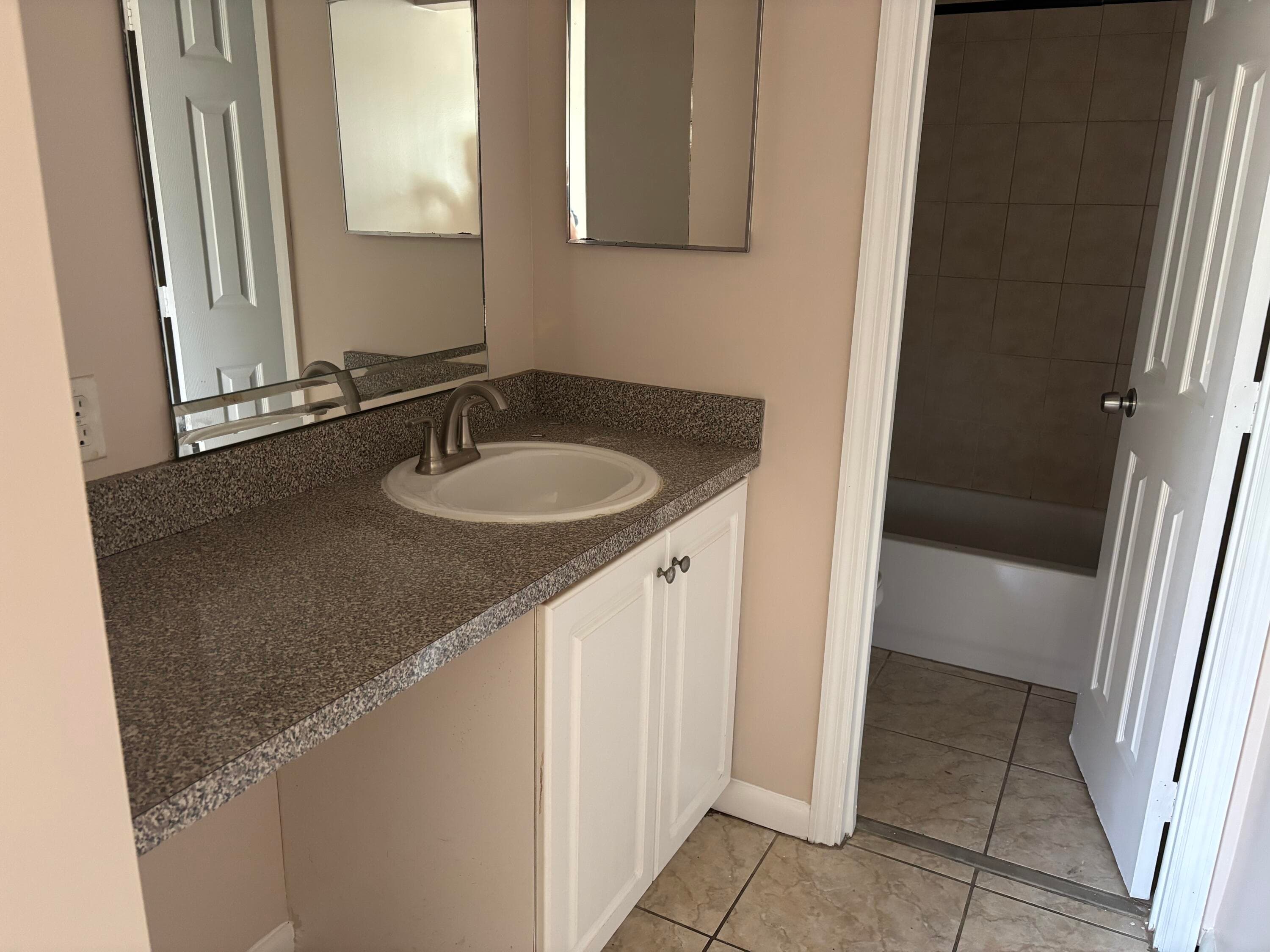 2964 NW 55th Avenue 1d, Lauderhill, FL 33313 — photo 9 of 13