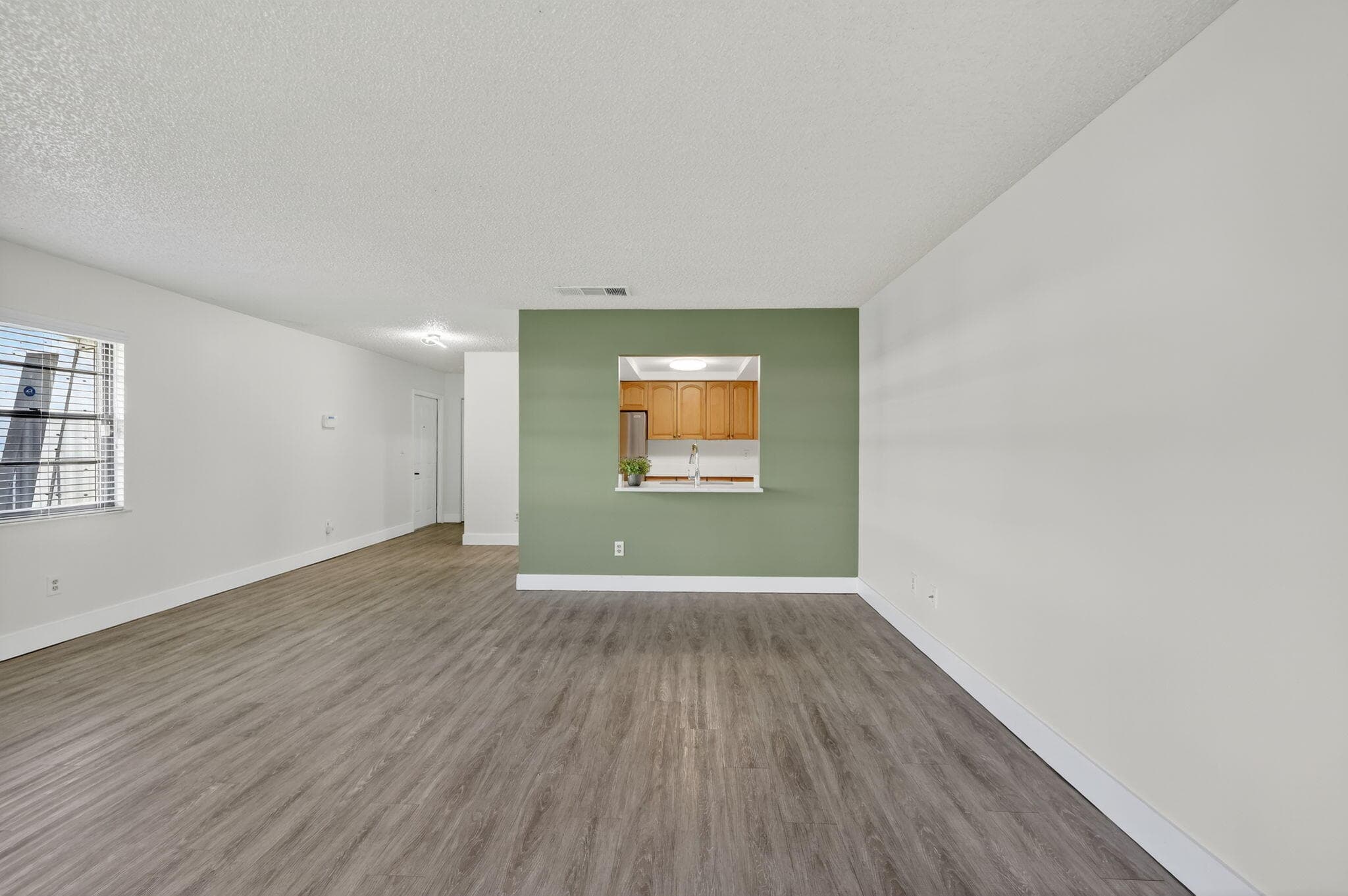 2513 S 17th Street 206, Fort Pierce, FL 34982 — photo 4 of 26