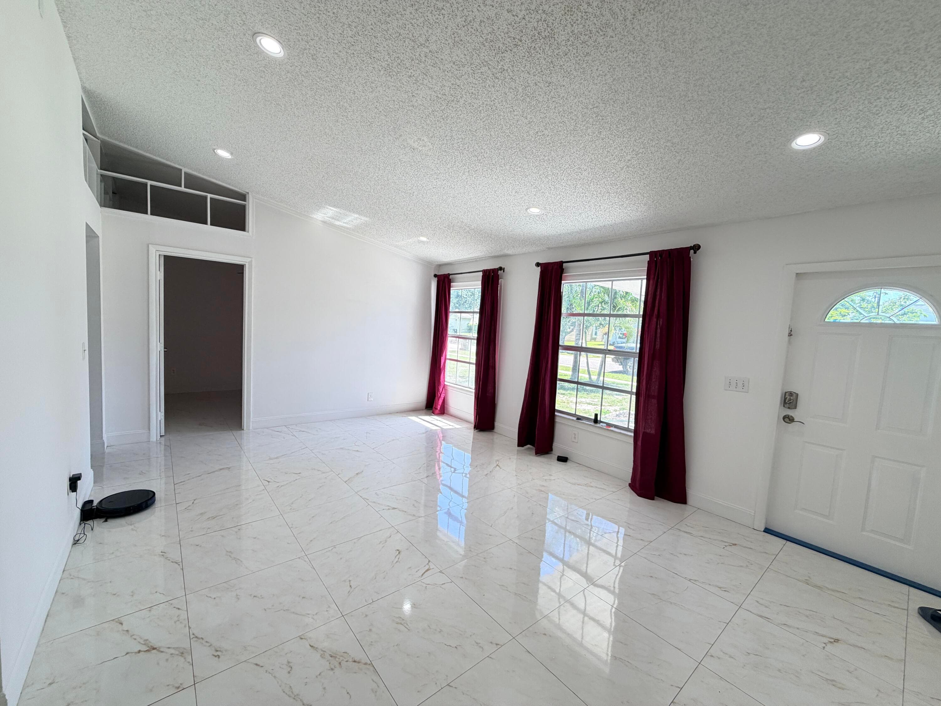 5271 Harwood Lane, Lake Worth, FL 33467 — photo 6 of 22