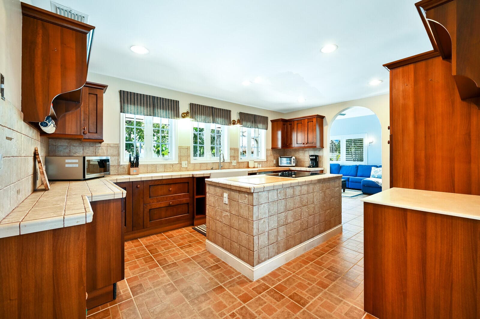 904 SE 12th Street, Deerfield Beach, FL 33441 — photo 26 of 46