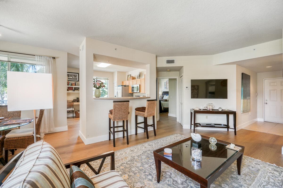 11028 Legacy Drive 203, Palm Beach Gardens, FL 33410 — photo 10 of 34