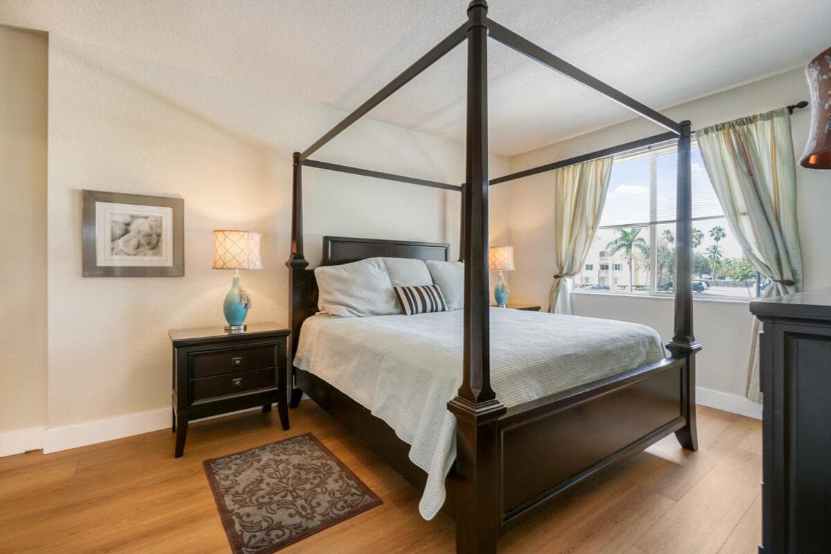 11028 Legacy Drive 203, Palm Beach Gardens, FL 33410 — photo 17 of 34