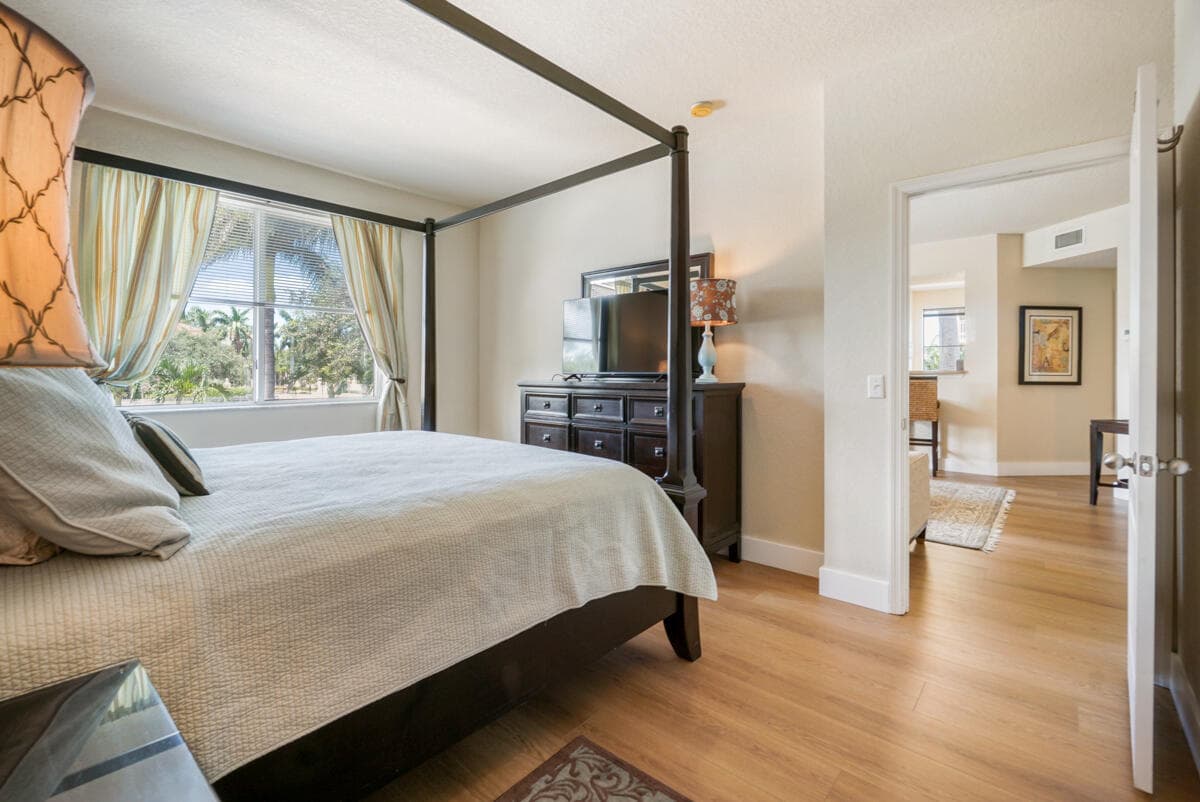 11028 Legacy Drive 203, Palm Beach Gardens, FL 33410 — photo 18 of 34