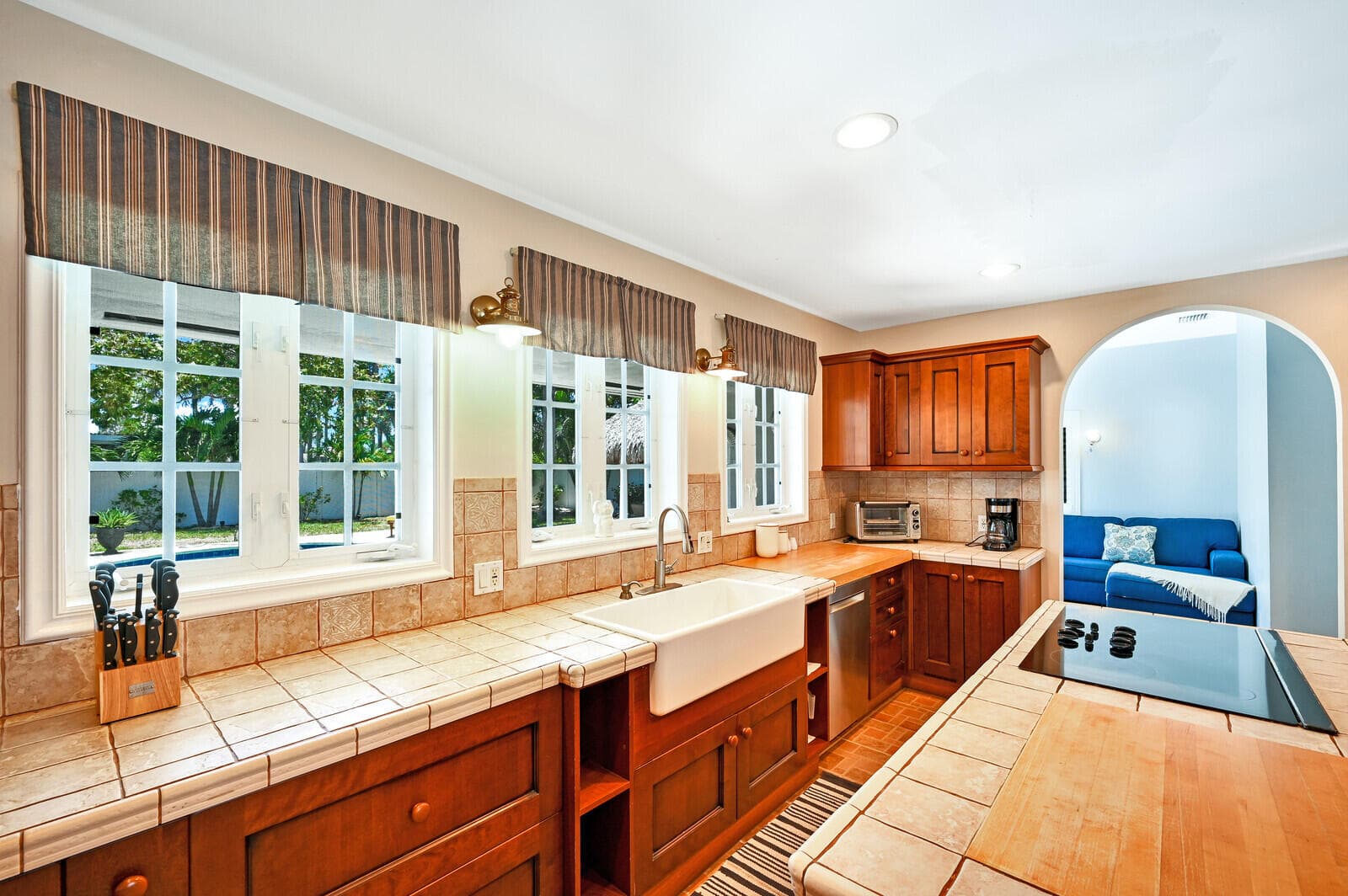 904 SE 12th Street, Deerfield Beach, FL 33441 — photo 28 of 46