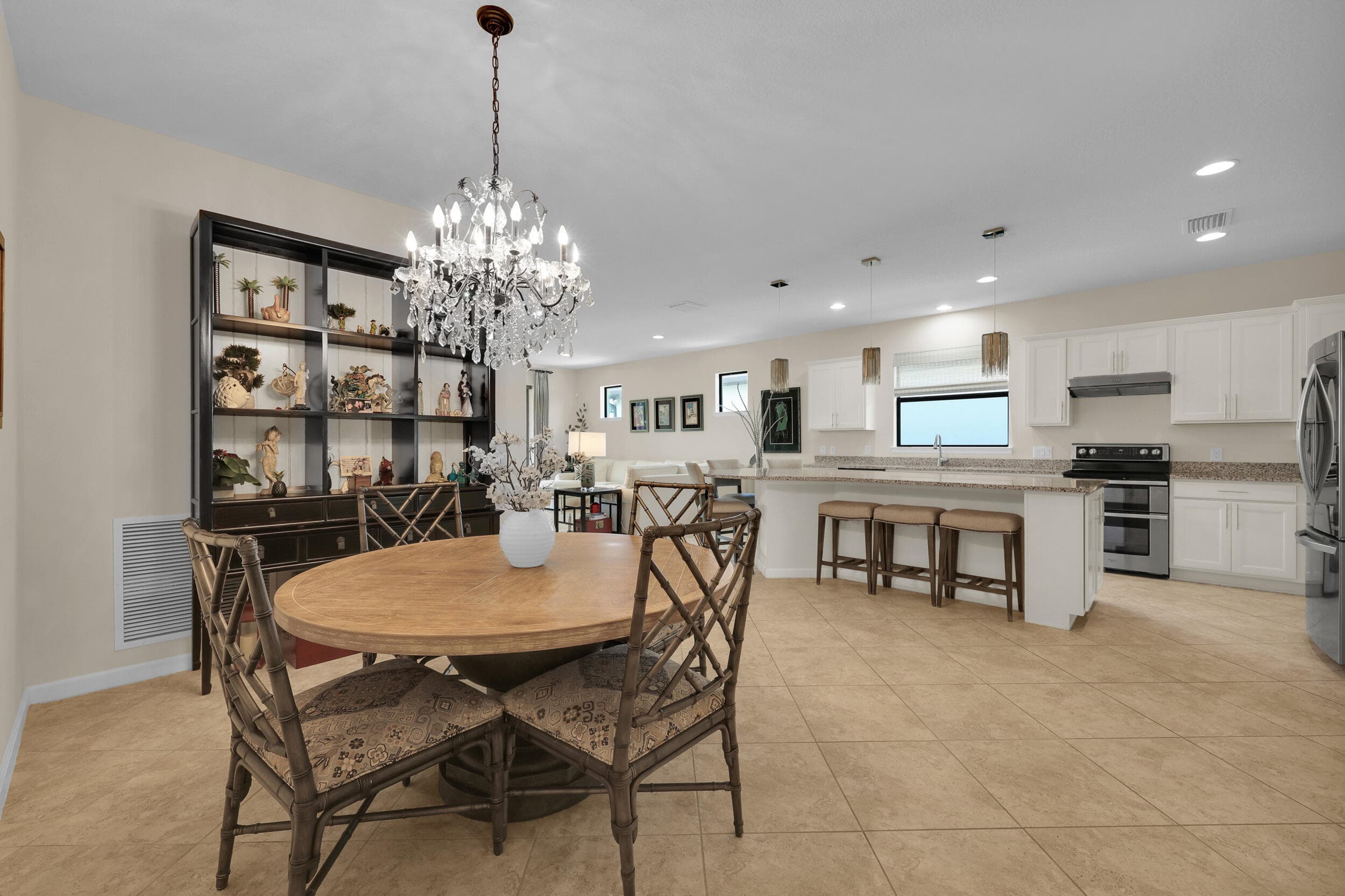 5040 Pendelton Square, Vero Beach, FL 32967 — photo 12 of 56