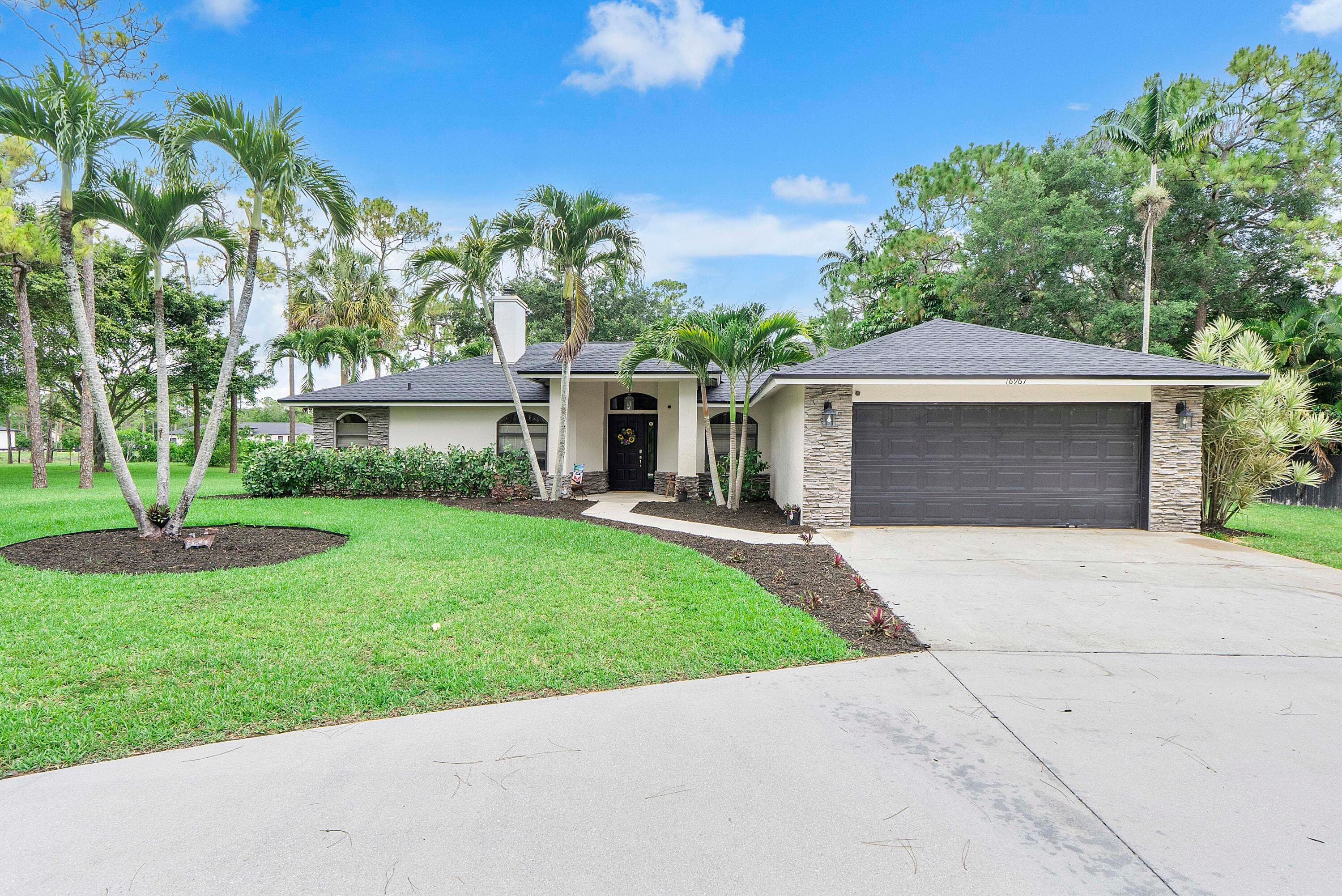 16967 84th Court N, Loxahatchee, FL 33470 — photo 1 of 47