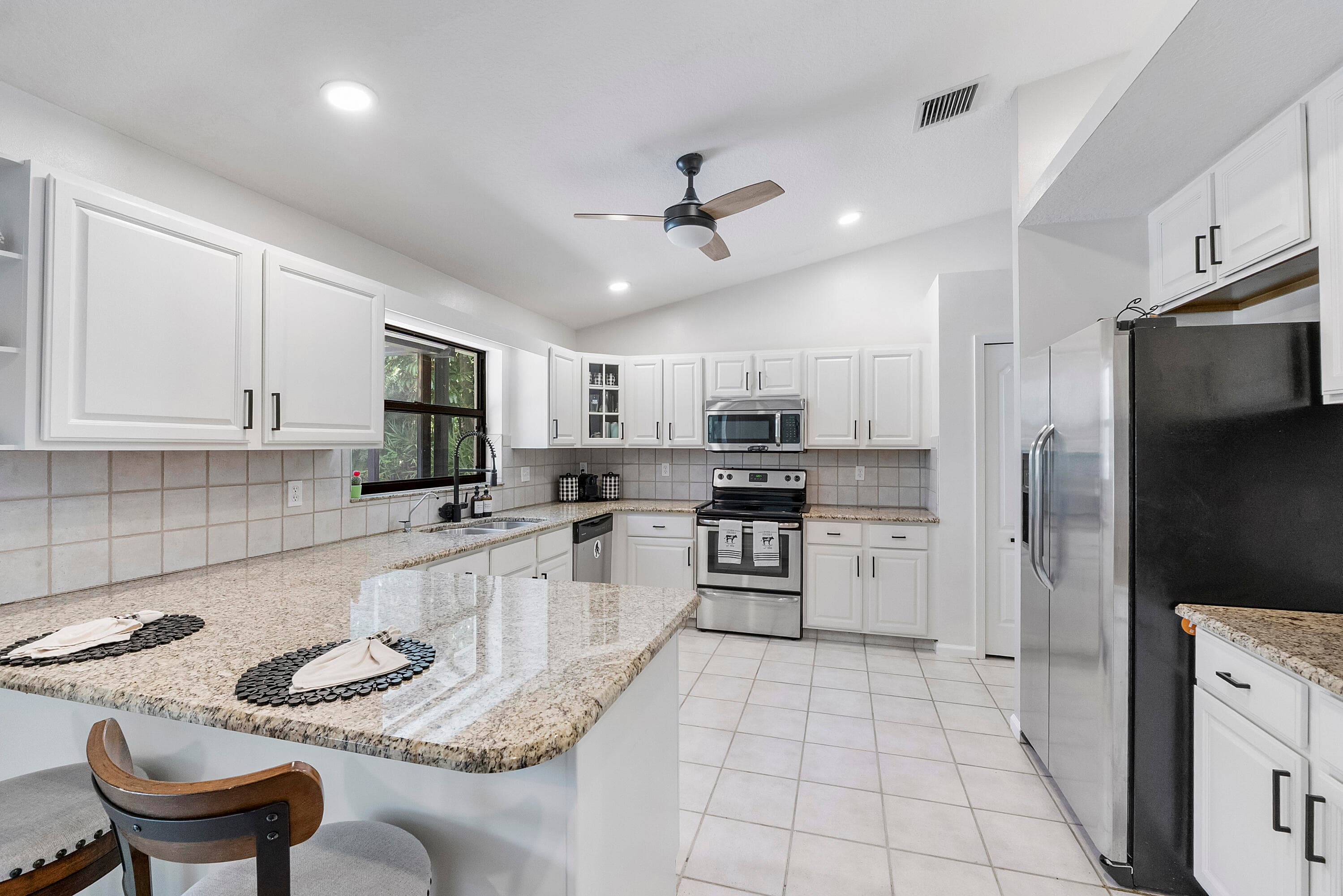 16967 84th Court N, Loxahatchee, FL 33470 — photo 12 of 47