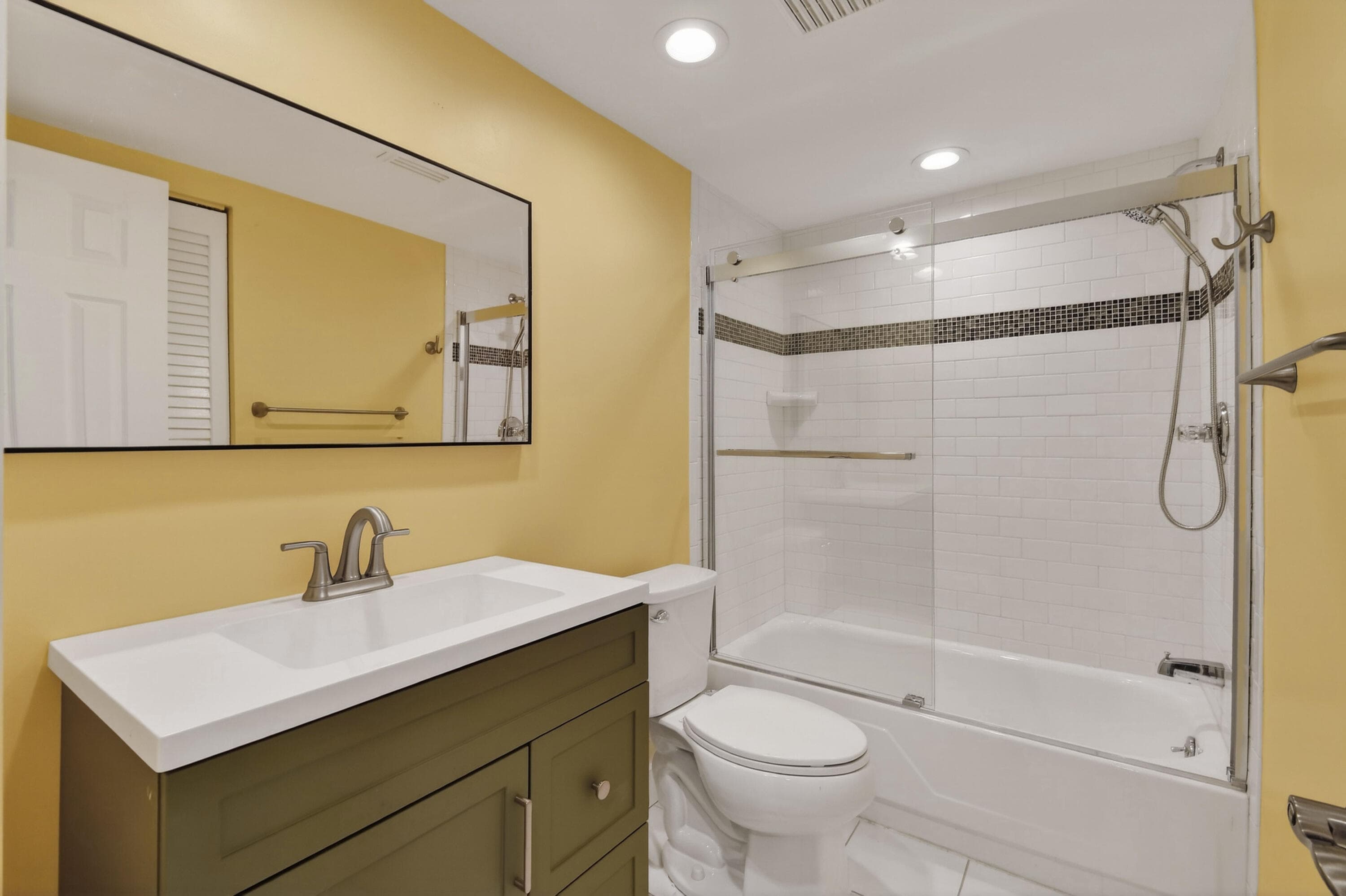 11521 Landing Place E1, North Palm Beach, FL 33408 — photo 20 of 30