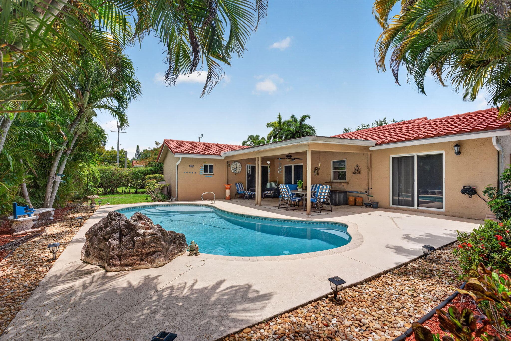 9621 NW 28th Place, Coral Springs, FL 33065 — photo 33 of 38