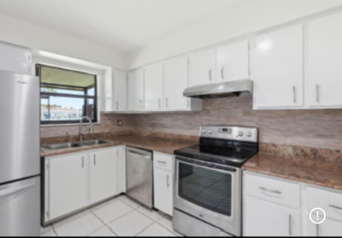 4901 Pier Drive, Greenacres, FL 33463 — photo 8 of 34