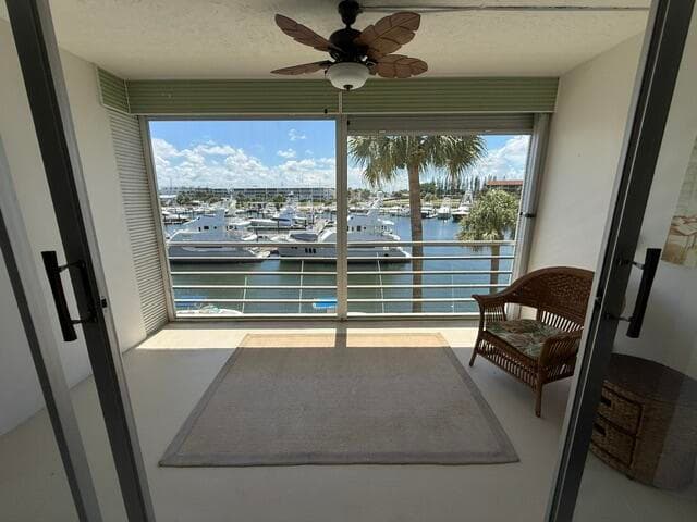 29 Yacht Club Drive 304, North Palm Beach, FL 33408 — photo 14 of 36
