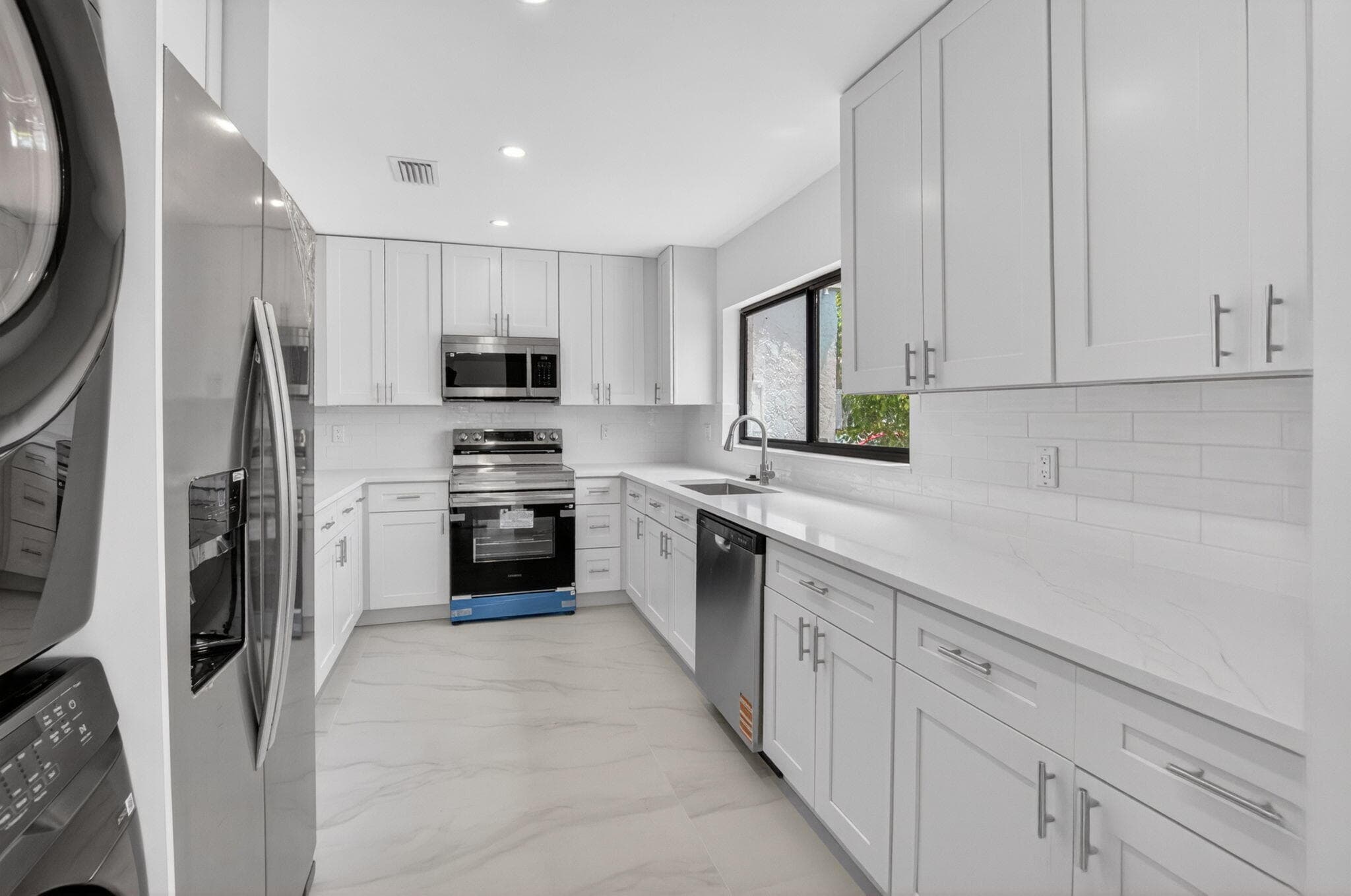 16265 Avocado Way, Delray Beach, FL 33484 — photo 8 of 67