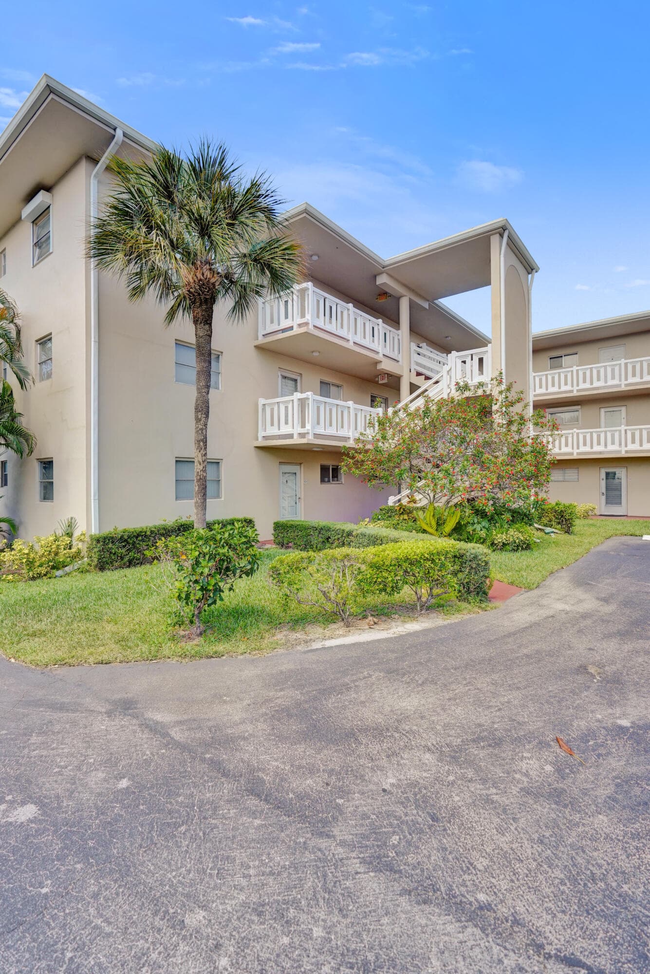 2640 S Garden Dr Drive S 301, Lake Worth, FL 33461 — photo 3 of 42