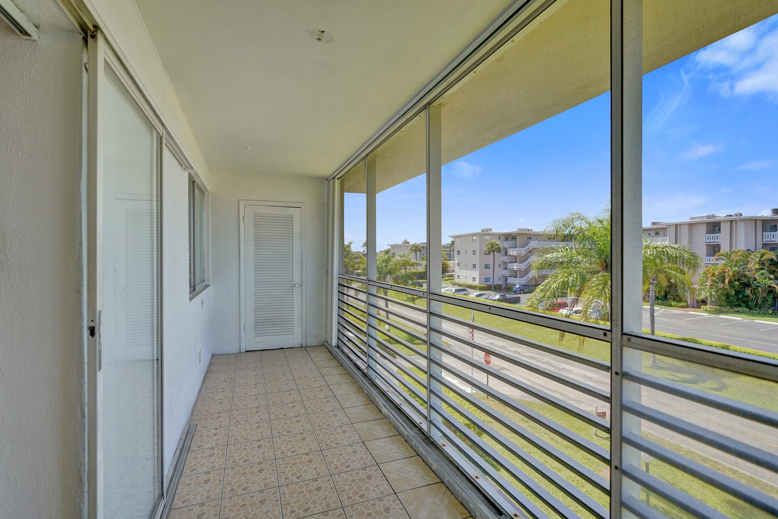 2640 S Garden Dr Drive S 301, Lake Worth, FL 33461 — photo 23 of 42