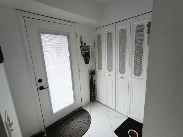 1025 SE 4th Avenue 101, Dania Beach, FL 33004 — photo 5 of 20