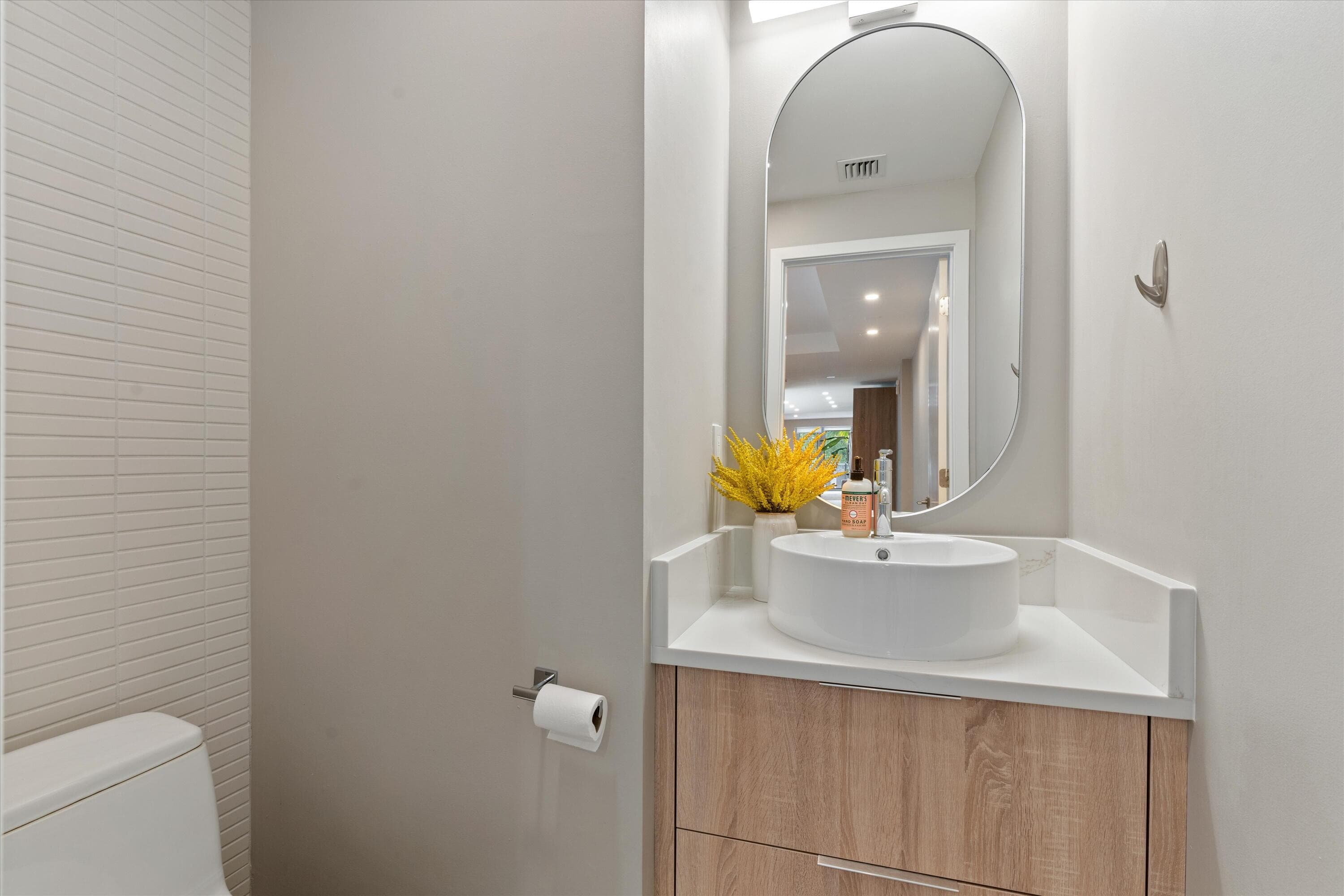1509 NE 4th Place, Fort Lauderdale, FL 33301 — photo 18 of 25