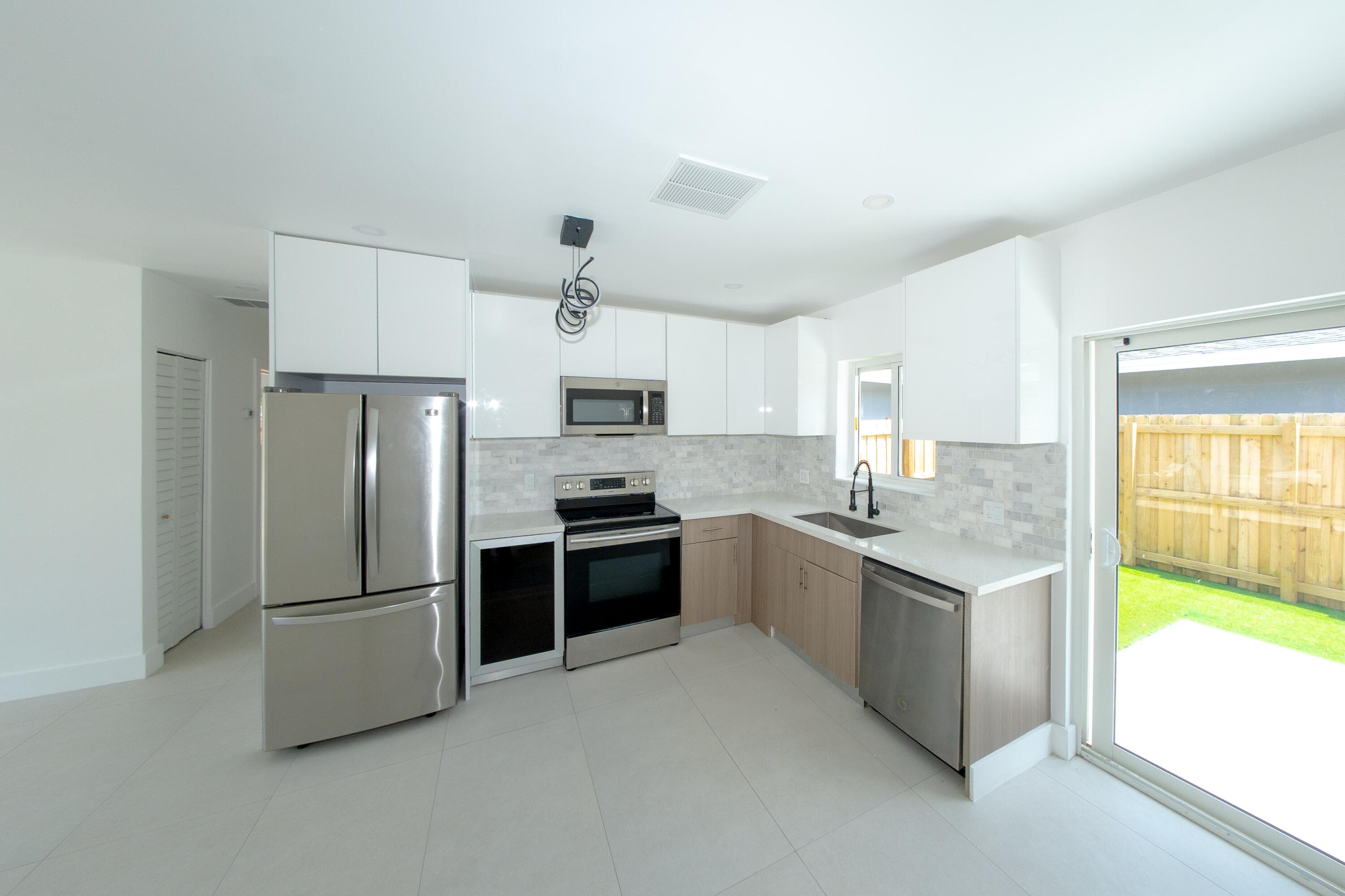 2160 SW 16th Court, Fort Lauderdale, FL 33312 — photo 12 of 61