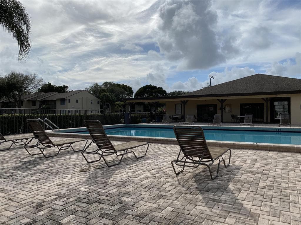 6550 Somerset Drive K104, Boca Raton, FL 33433 — photo 7 of 8
