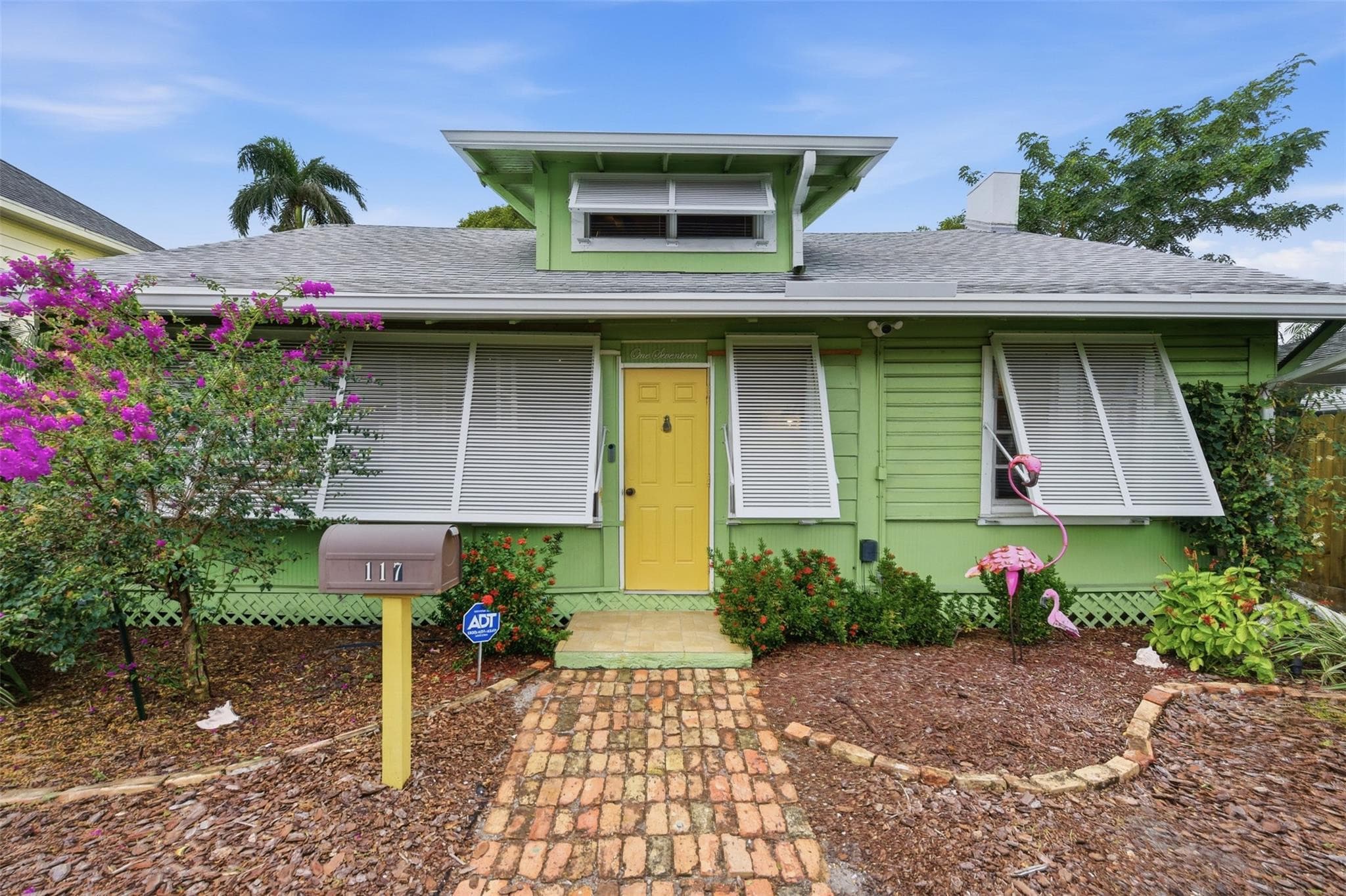 117 S Palmway, Lake Worth Beach, FL 33460 — photo 2 of 35