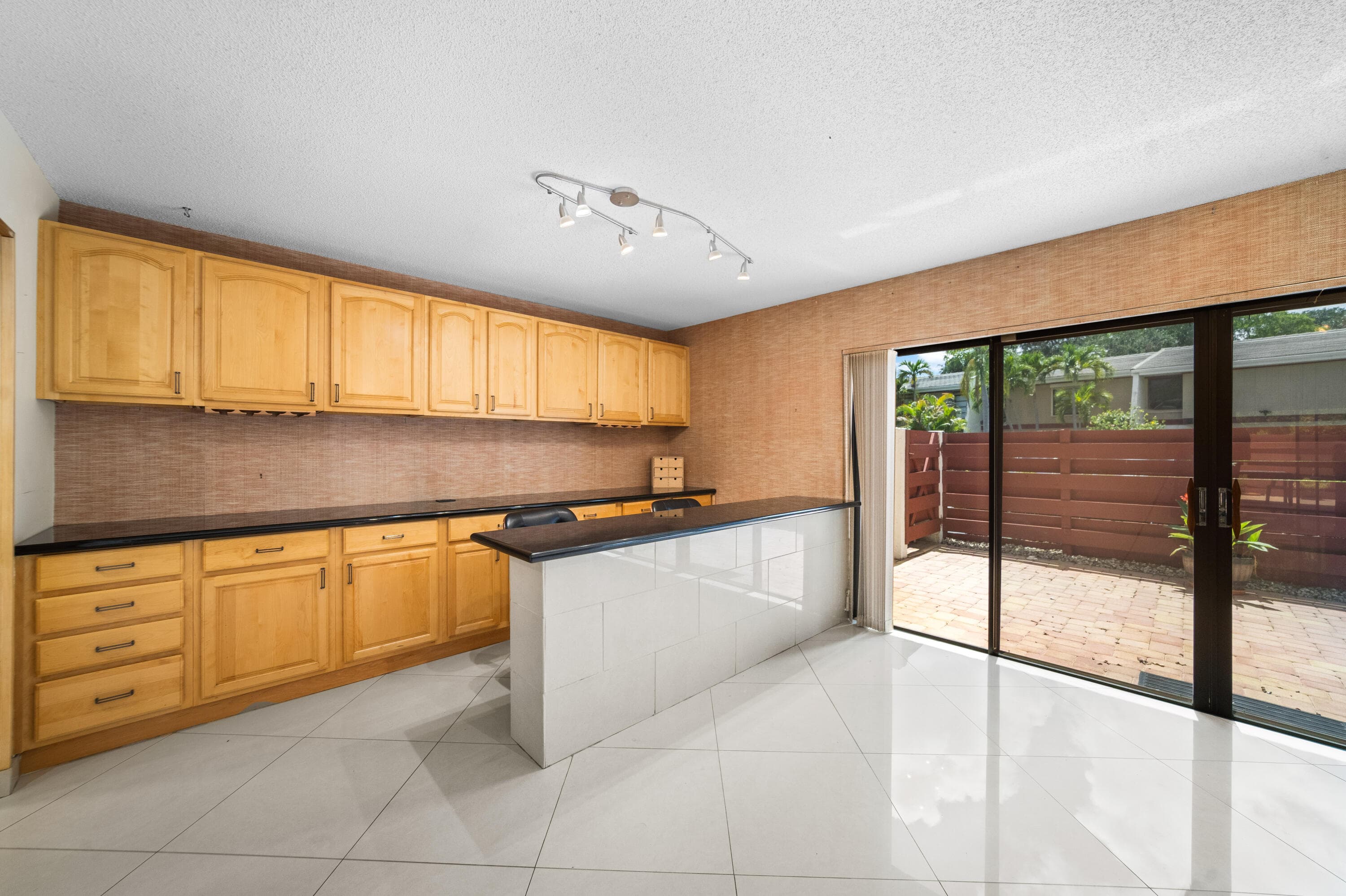 3909 Parkside Lane 234, Hollywood, FL 33021 — photo 15 of 59