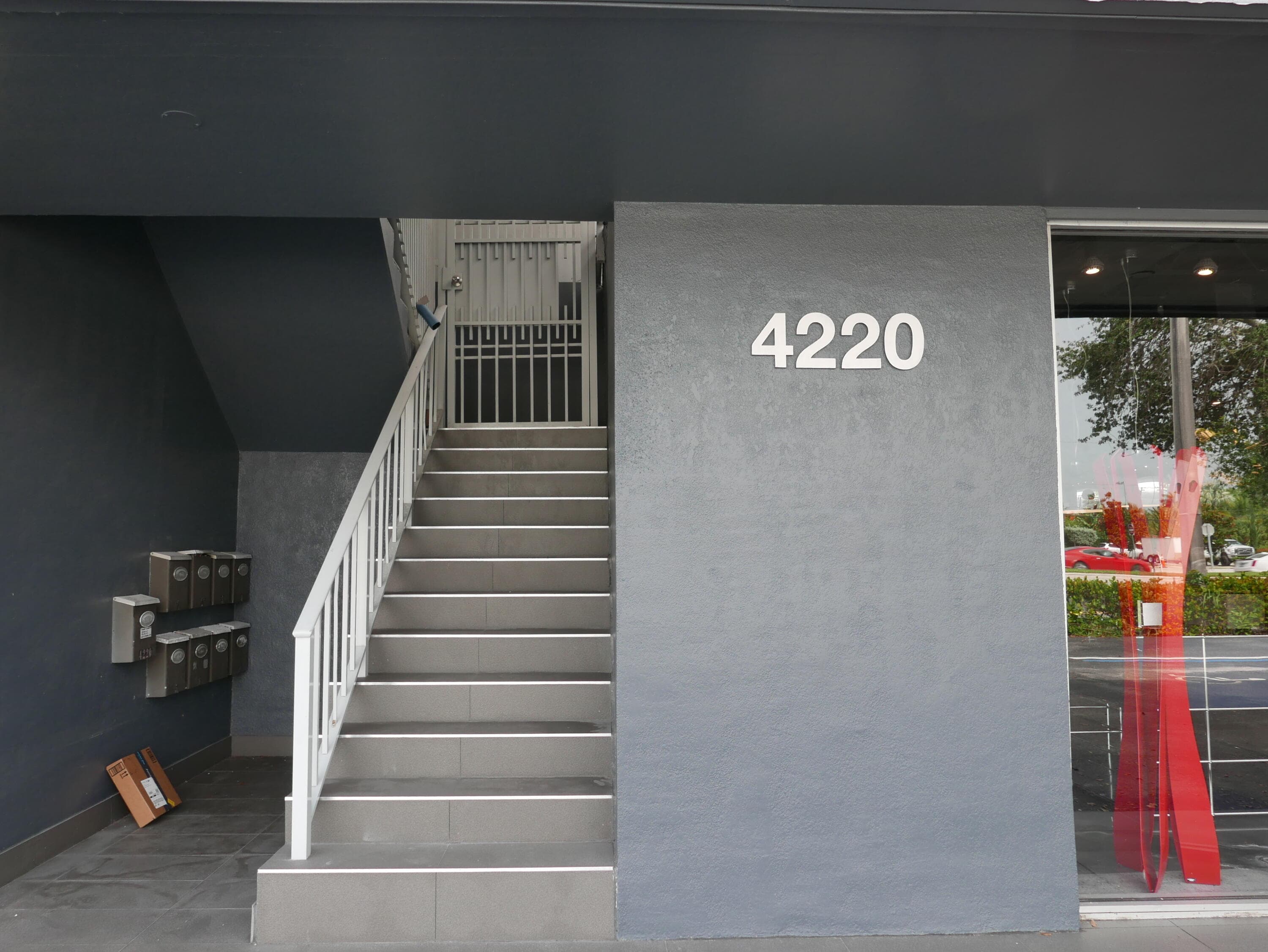 4220 N Federal Highway 6, Fort Lauderdale, FL 33308 — photo