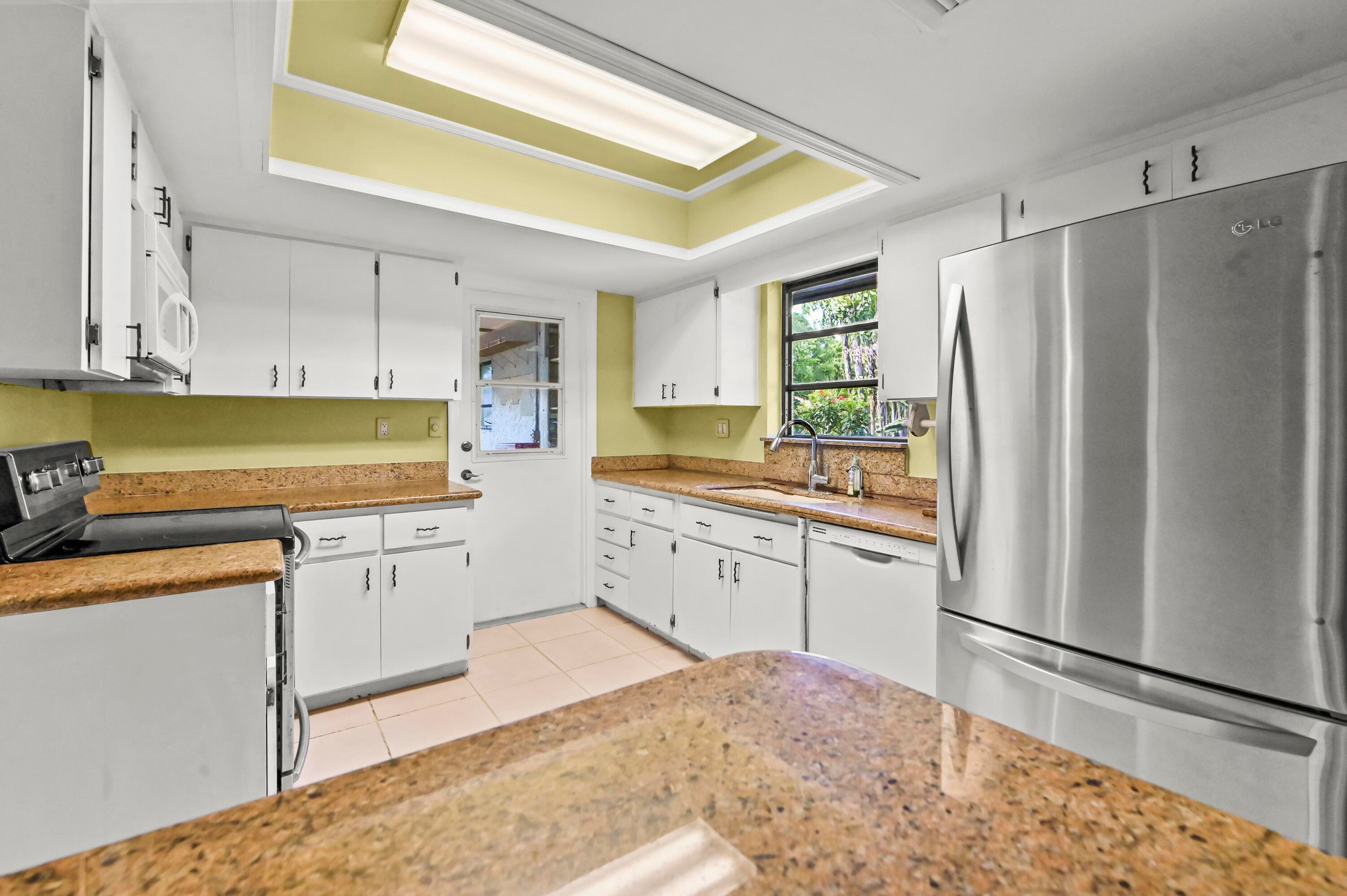 329 Knob Hill Boulevard, Boca Raton, FL 33431 — photo 16 of 35