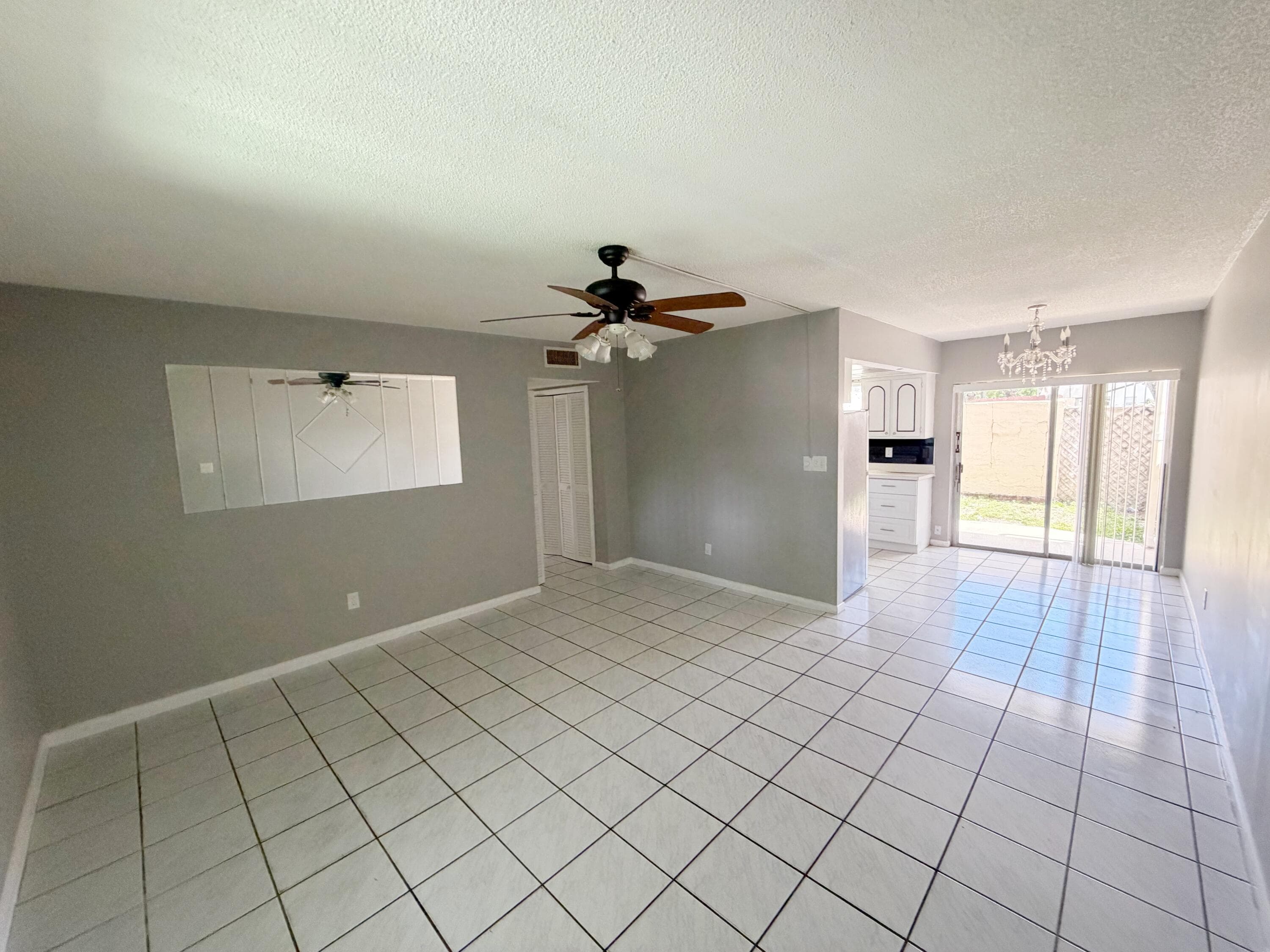 320 SW 1st Street, Pompano Beach, FL 33060 — photo 10 of 24