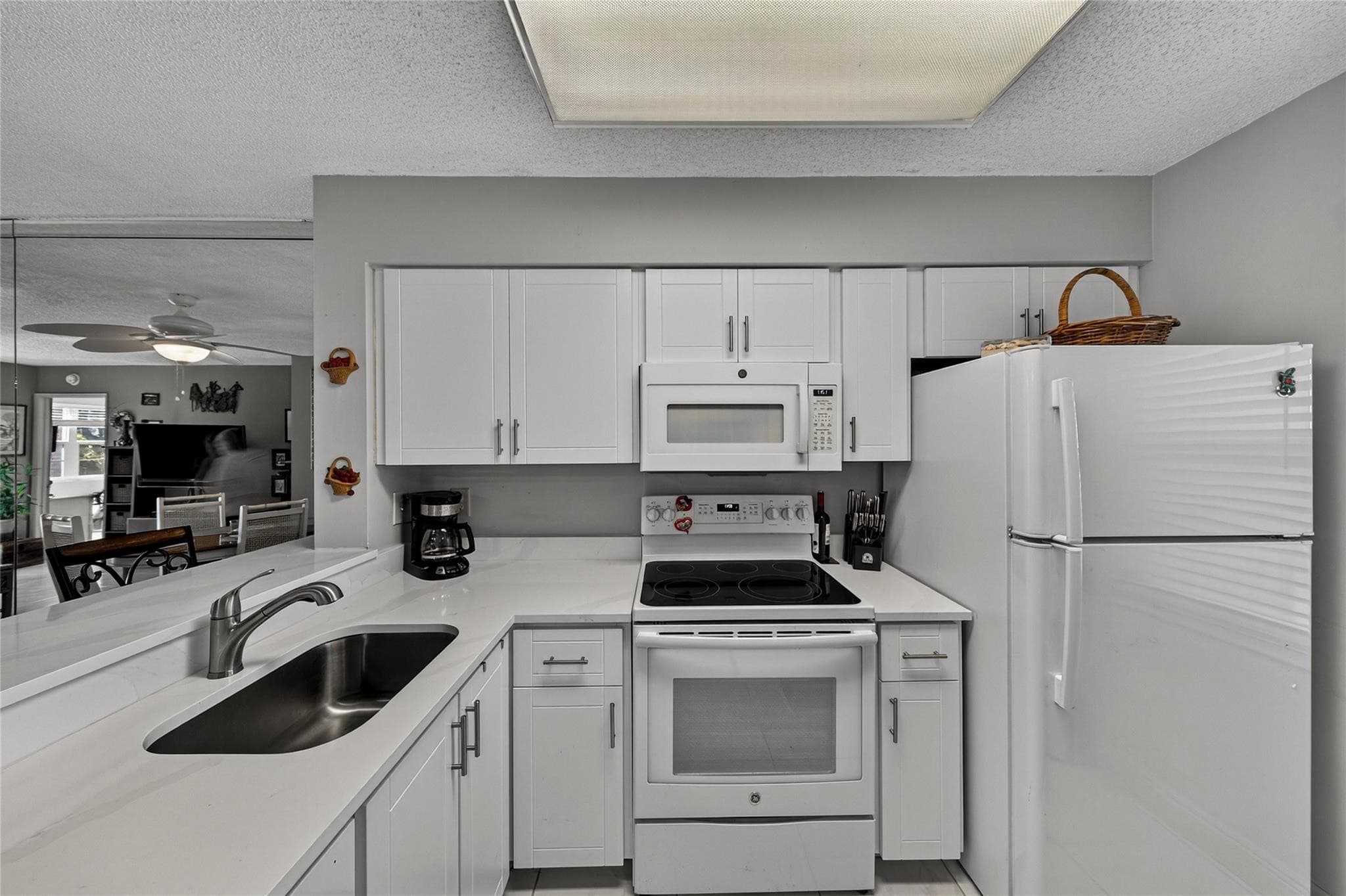 2222 N Cypress Bend Drive 201, Pompano Beach, FL 33069 — photo 4 of 58