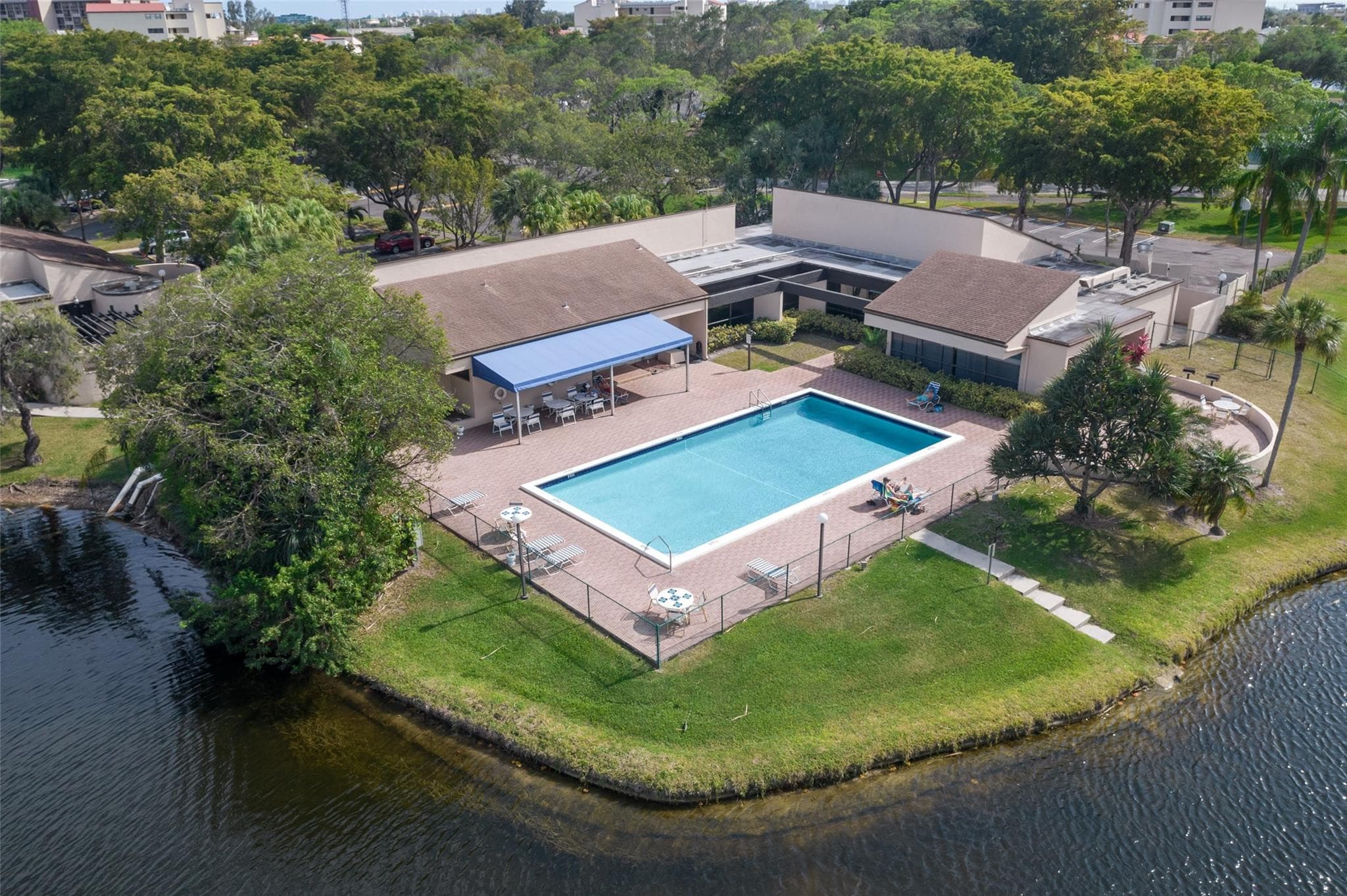 2222 N Cypress Bend Drive 201, Pompano Beach, FL 33069 — photo 23 of 58