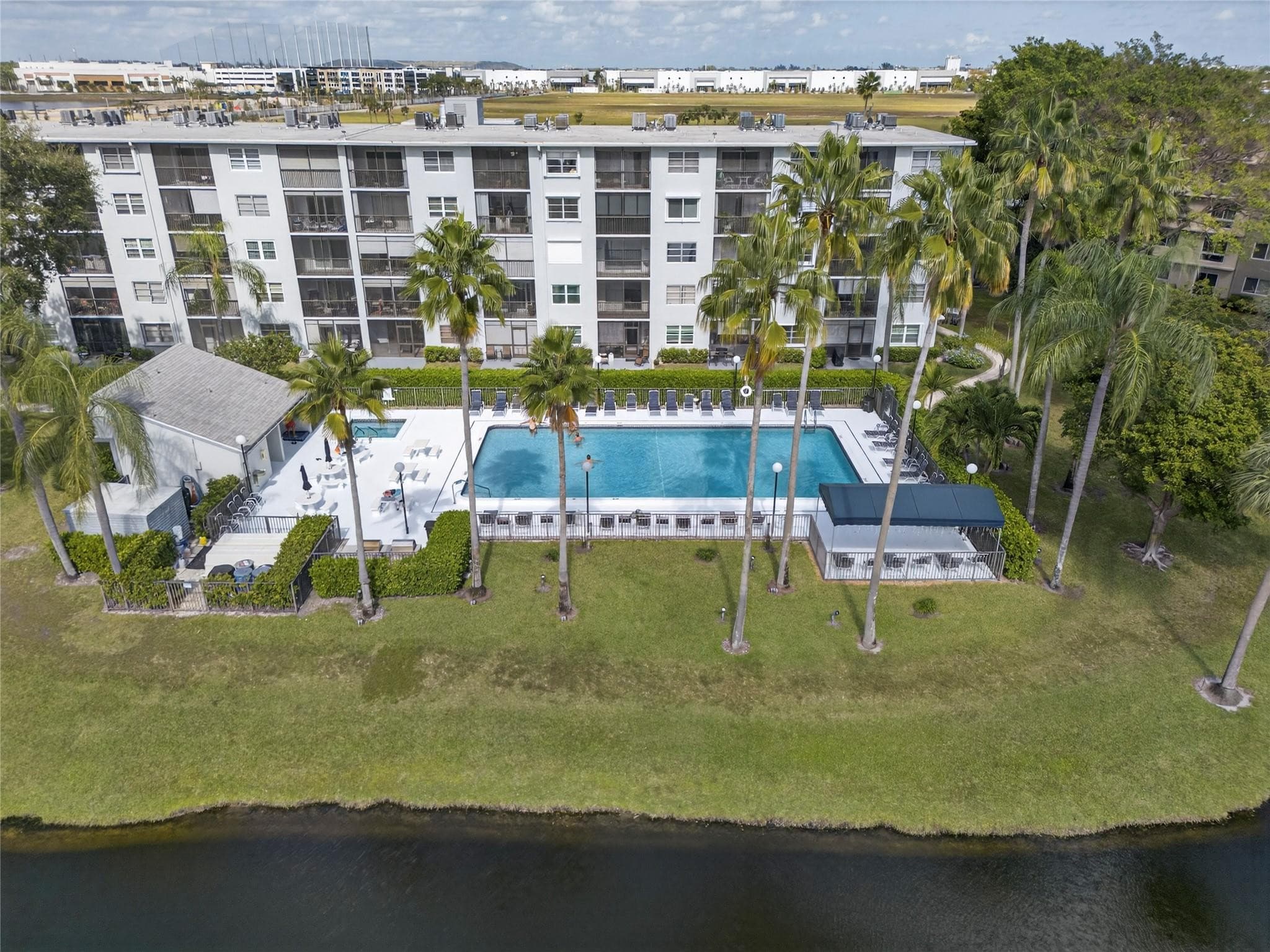 2222 N Cypress Bend Drive 201, Pompano Beach, FL 33069 — photo 33 of 58
